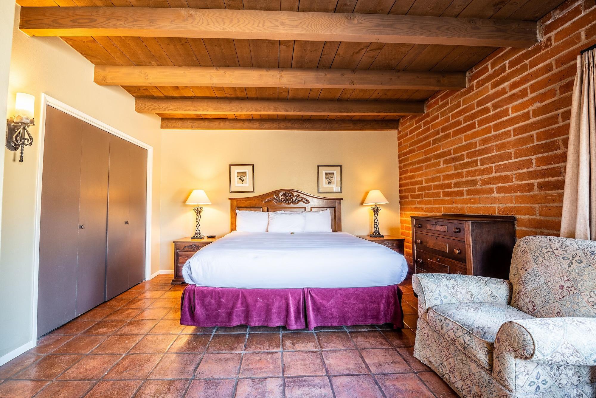 Tanque Guest Ranch Tucson