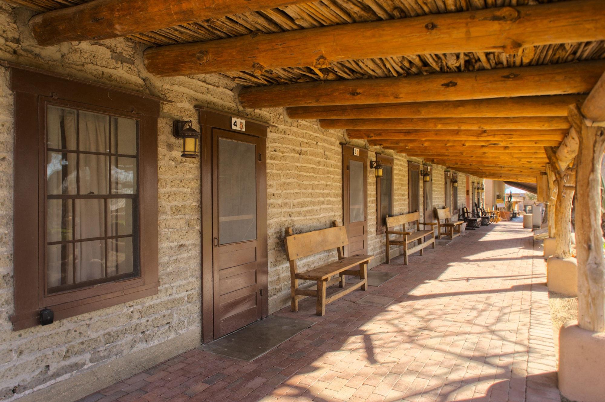Tanque Guest Ranch * Tucson