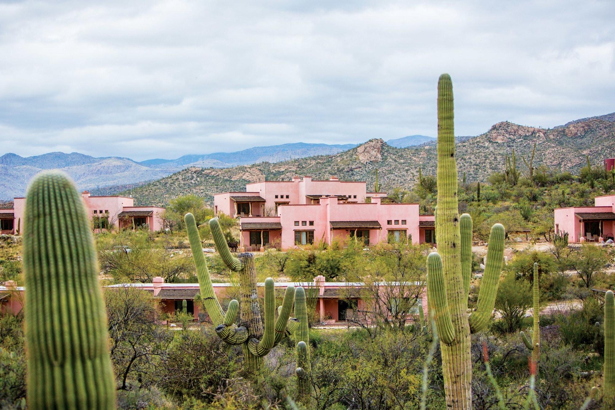 Tanque Guest Ranch Lodge