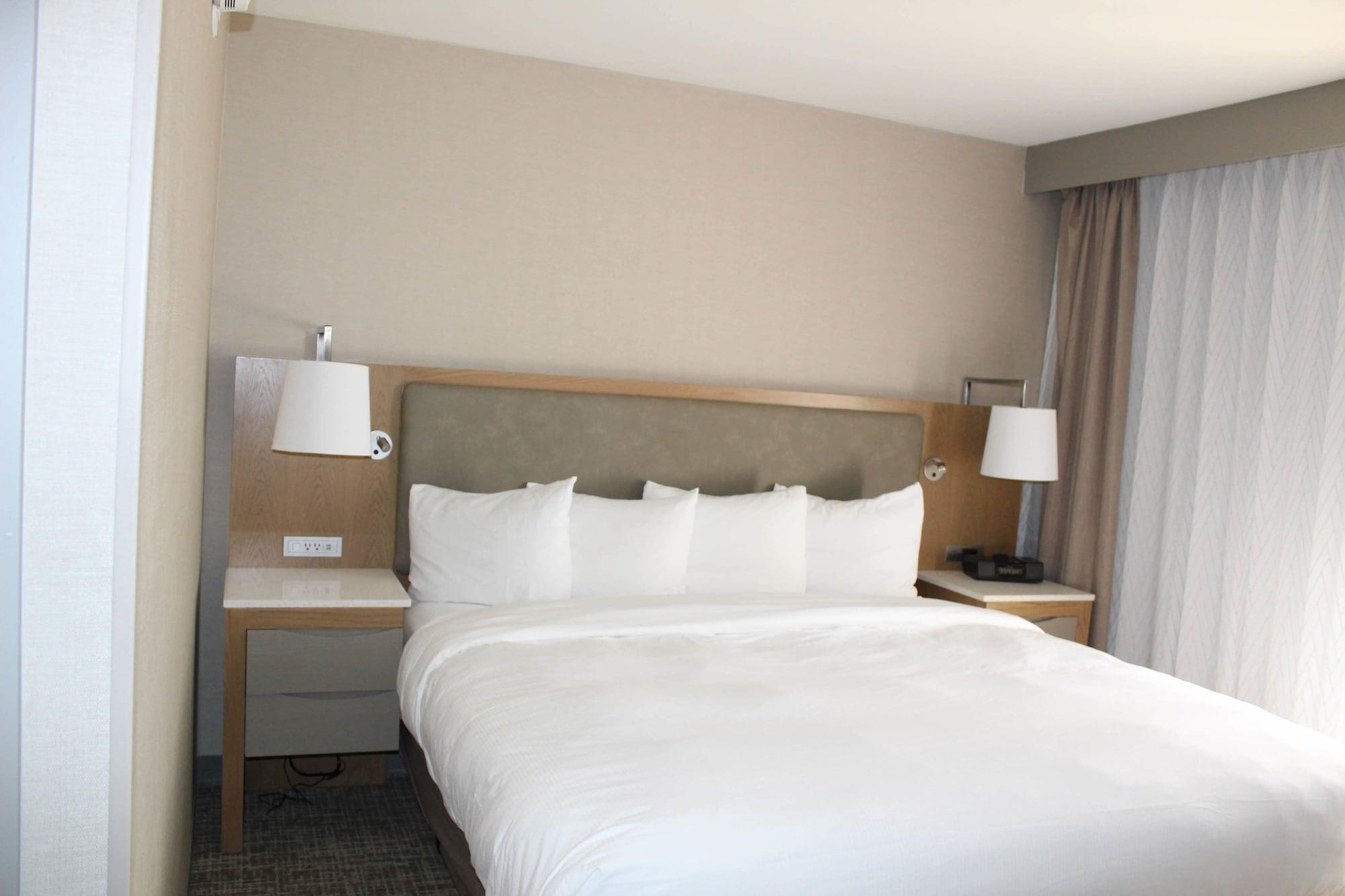 Hotel Doubletree By Hilton Phoenix, Az
