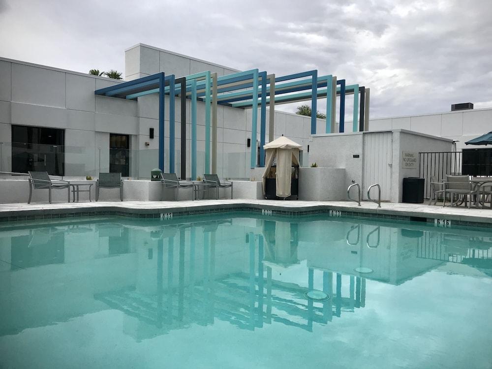 Doubletree By Hilton Phoenix, Az 4* Chandler
