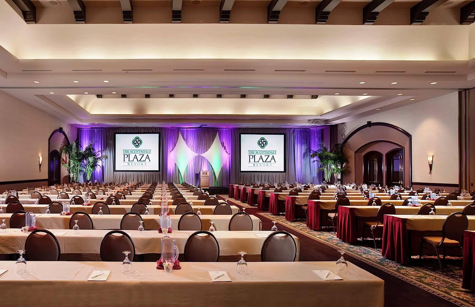 The Scottsdale Plaza & Resort 4*