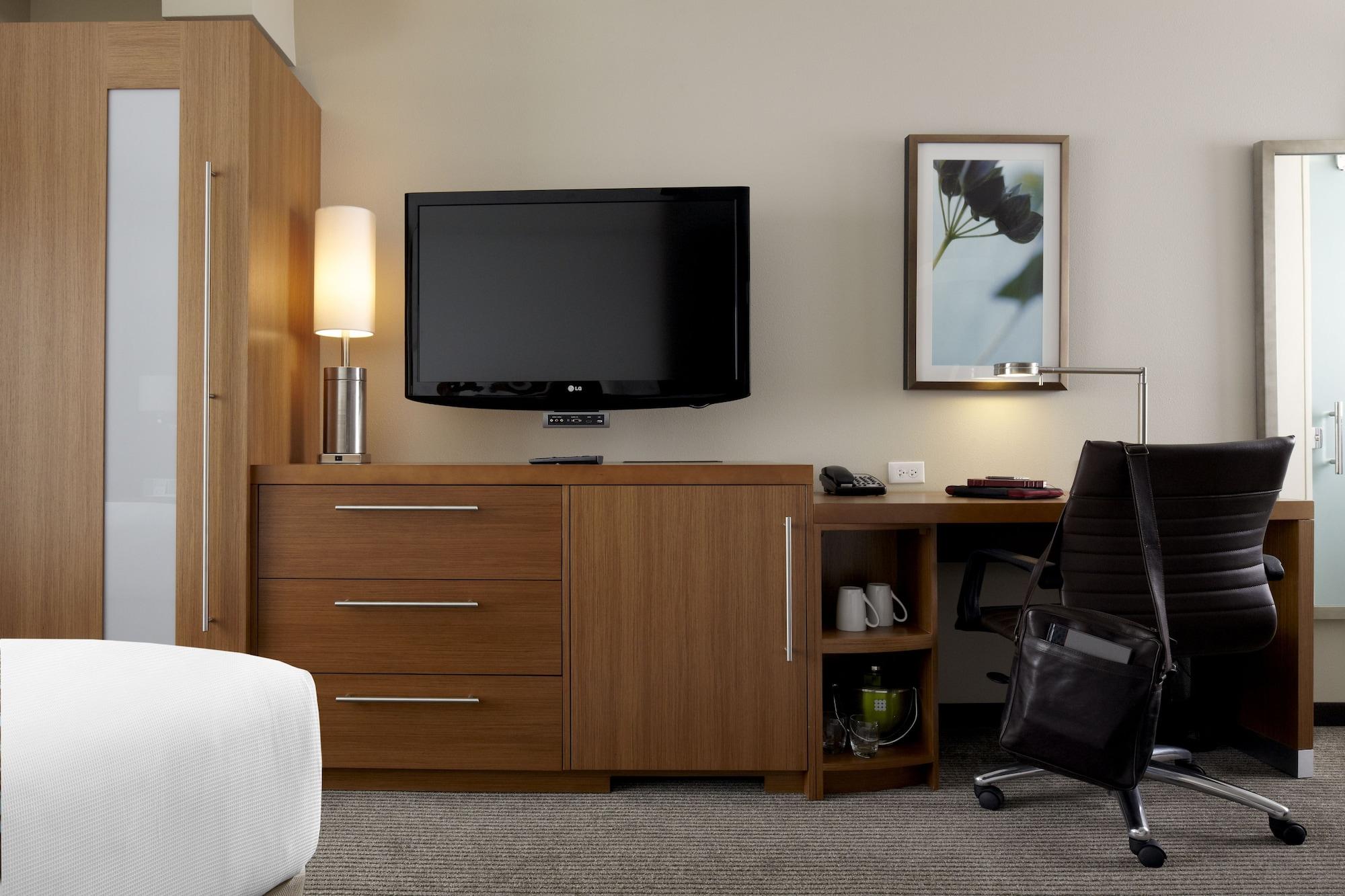 Hyatt Place Phoenix - Fashion Center Hotel 3*