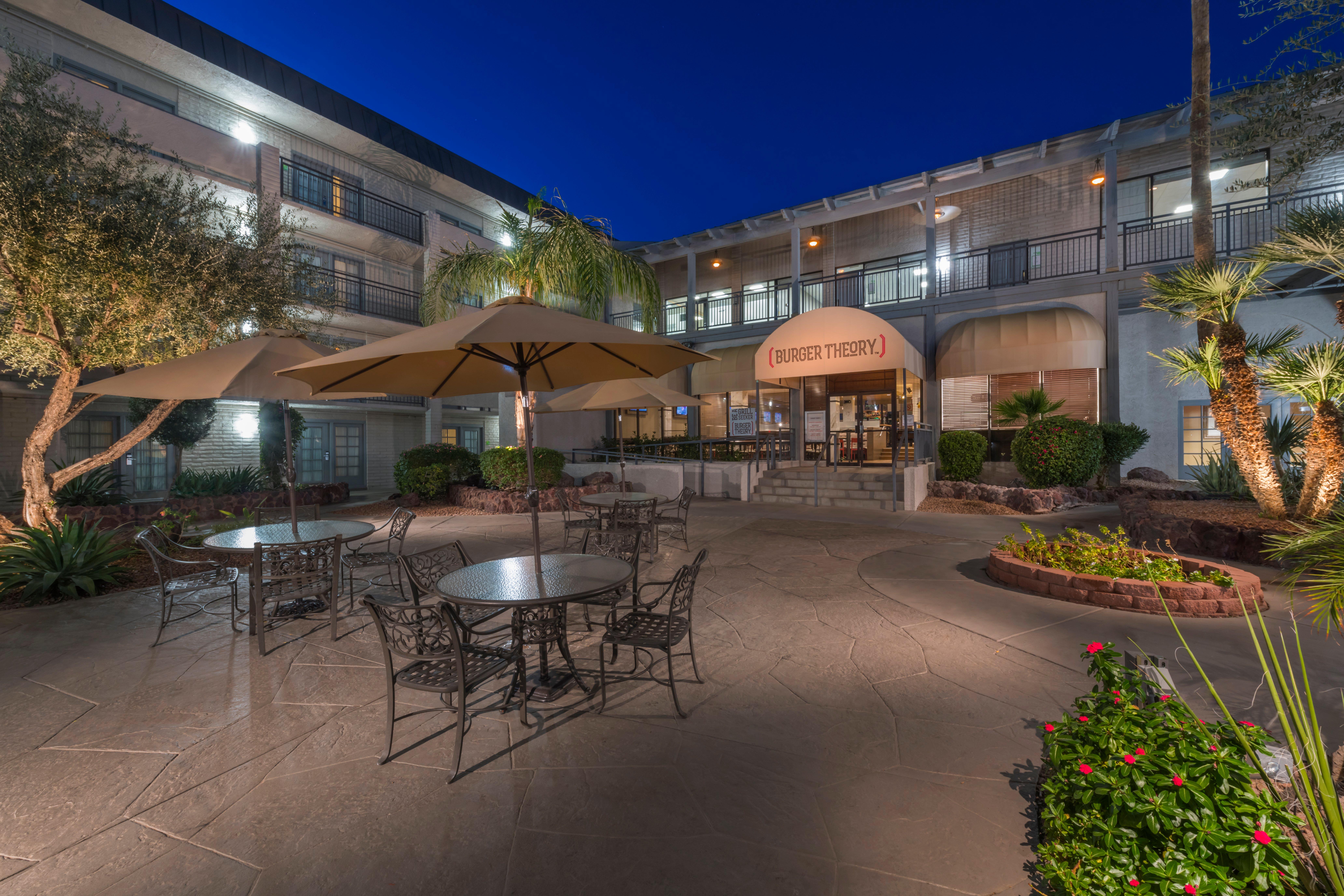 And Airport North By Ihg Hotel Phoenix