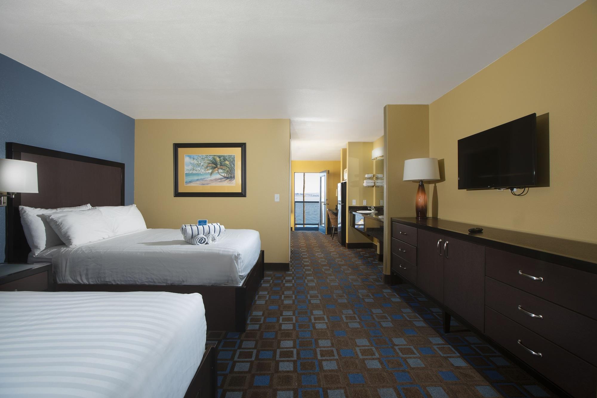 The Nautical Beachfront Resort 3*
