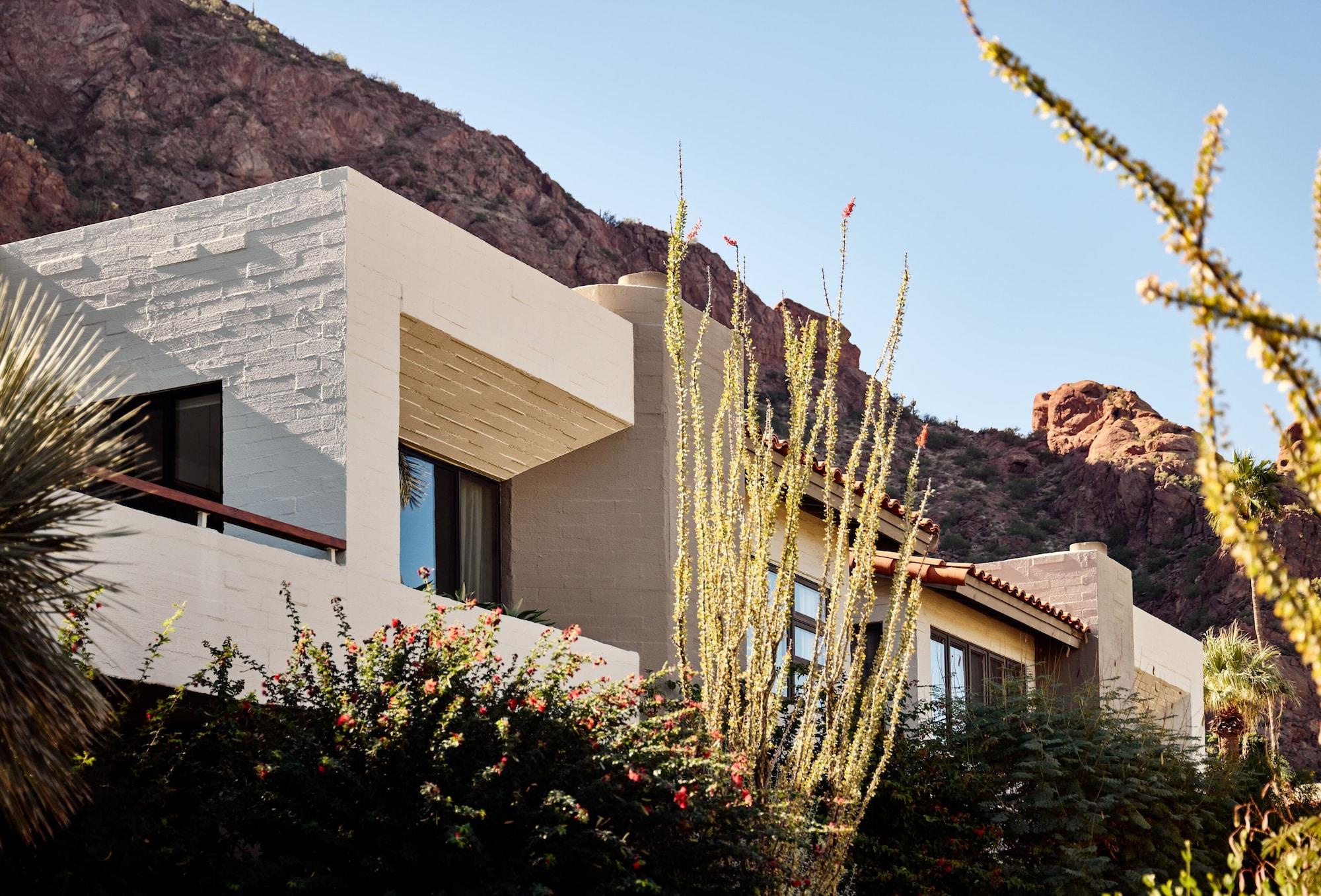 Hotel Sanctuary Camelback Mountain, A Gurney's And Paradise Valley