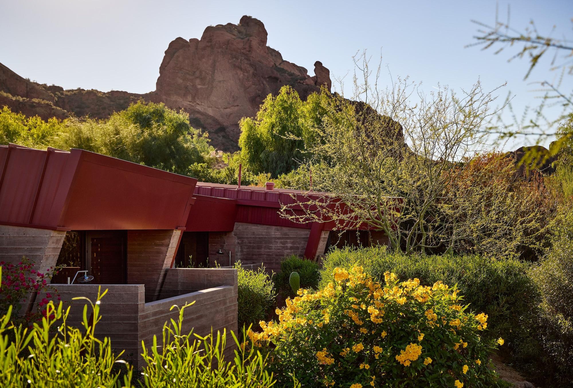 Sanctuary Camelback Mountain, A Gurney's And Hotel
