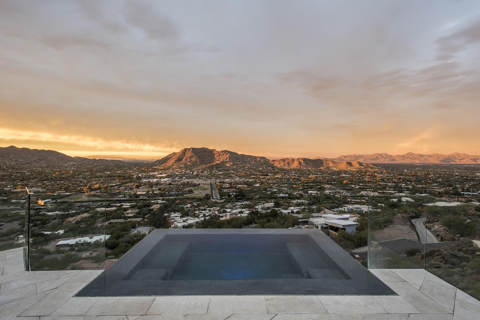 Hotel Sanctuary Camelback Mountain, A Gurney's And Paradise Valley