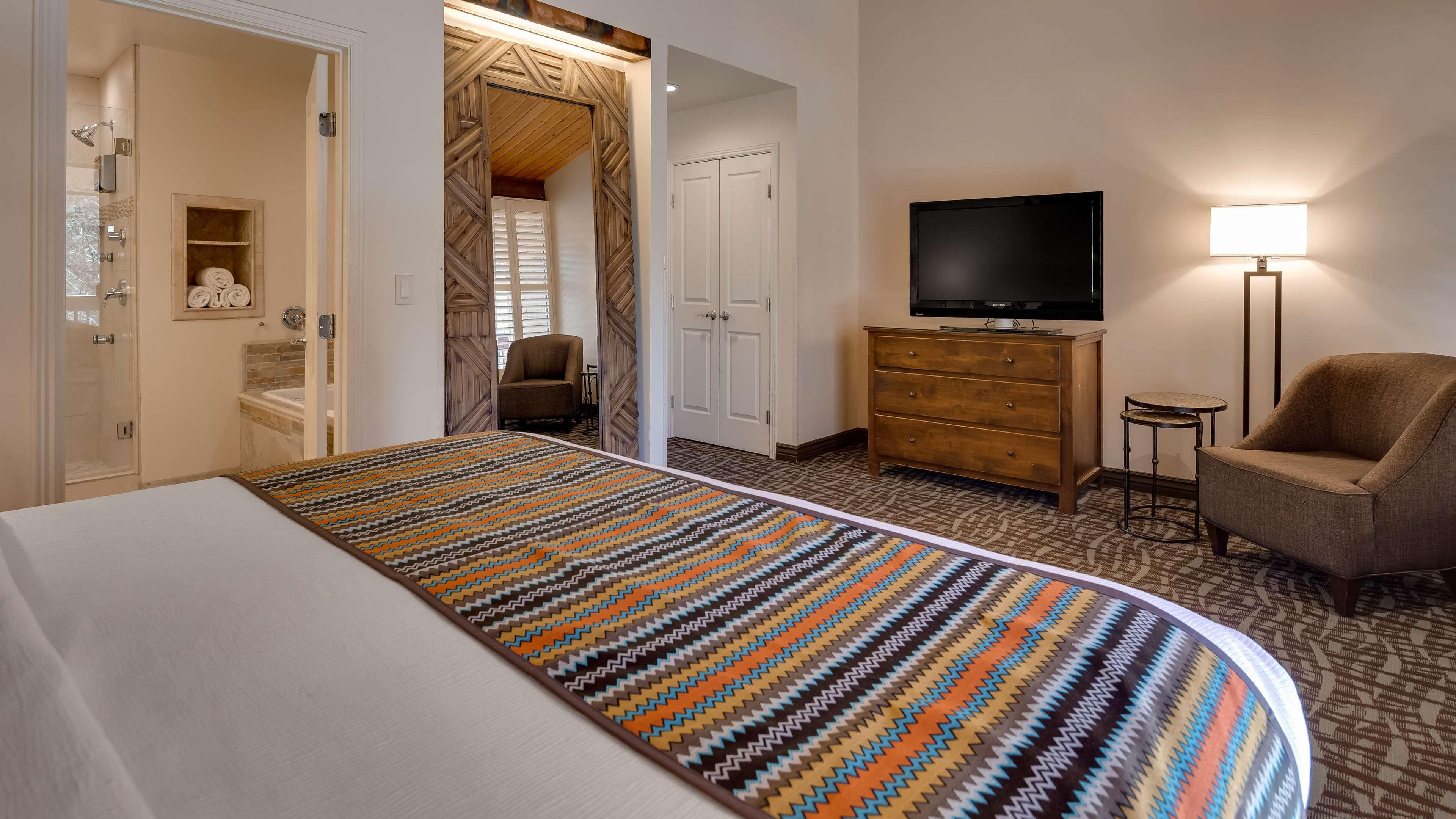 Hotel Western Arroyo Roble & Creekside
