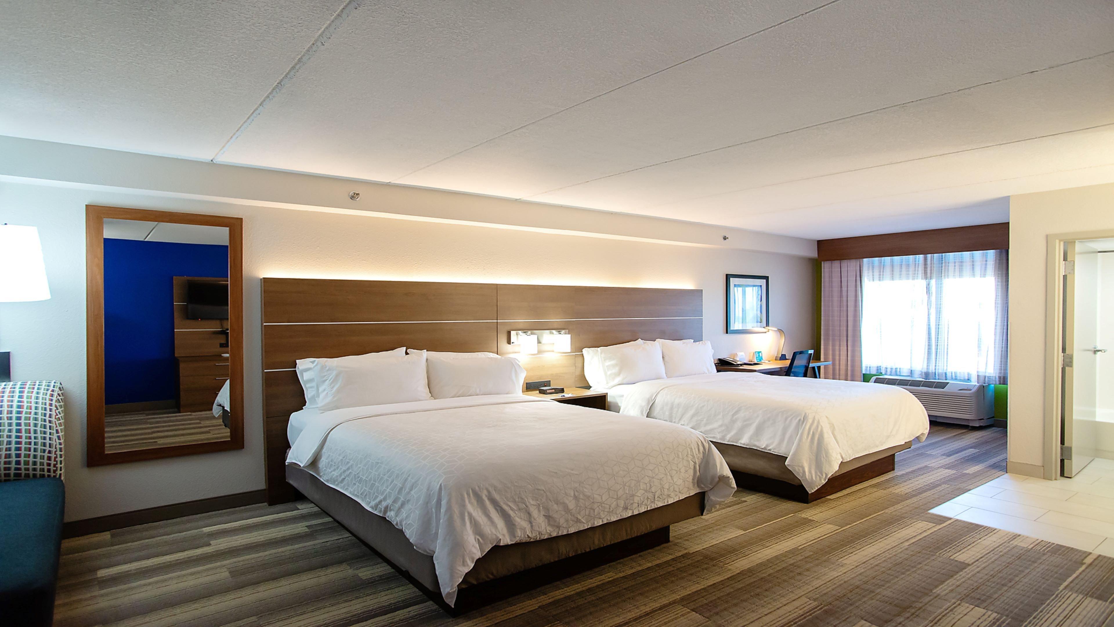 Express & By Ihg Hotel 2*