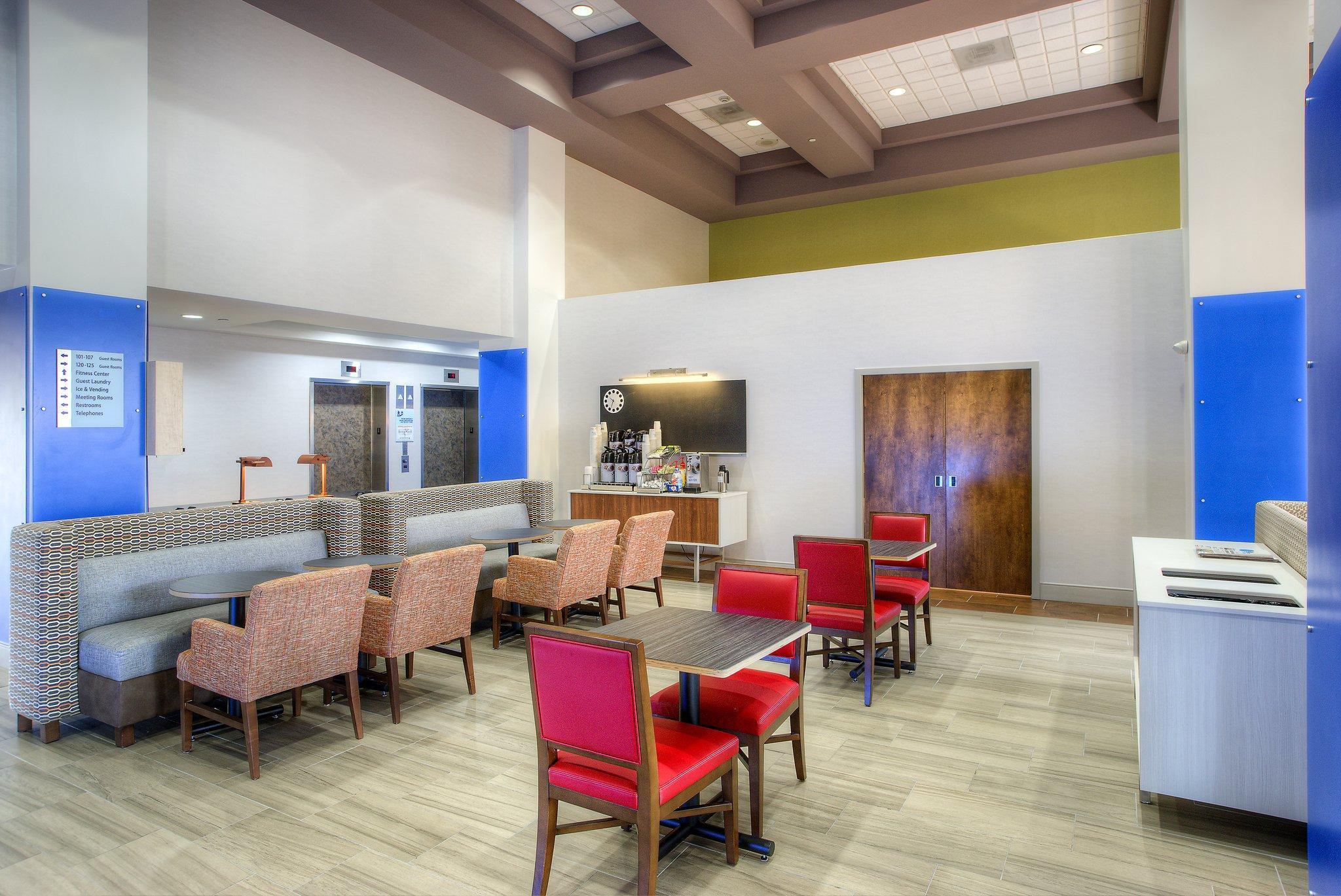 Express & By Ihg Hotel