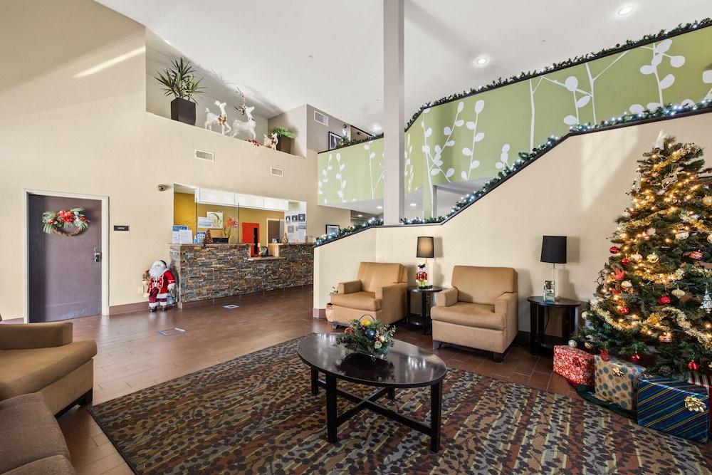Surestay By Western Superstition Springs Hotel