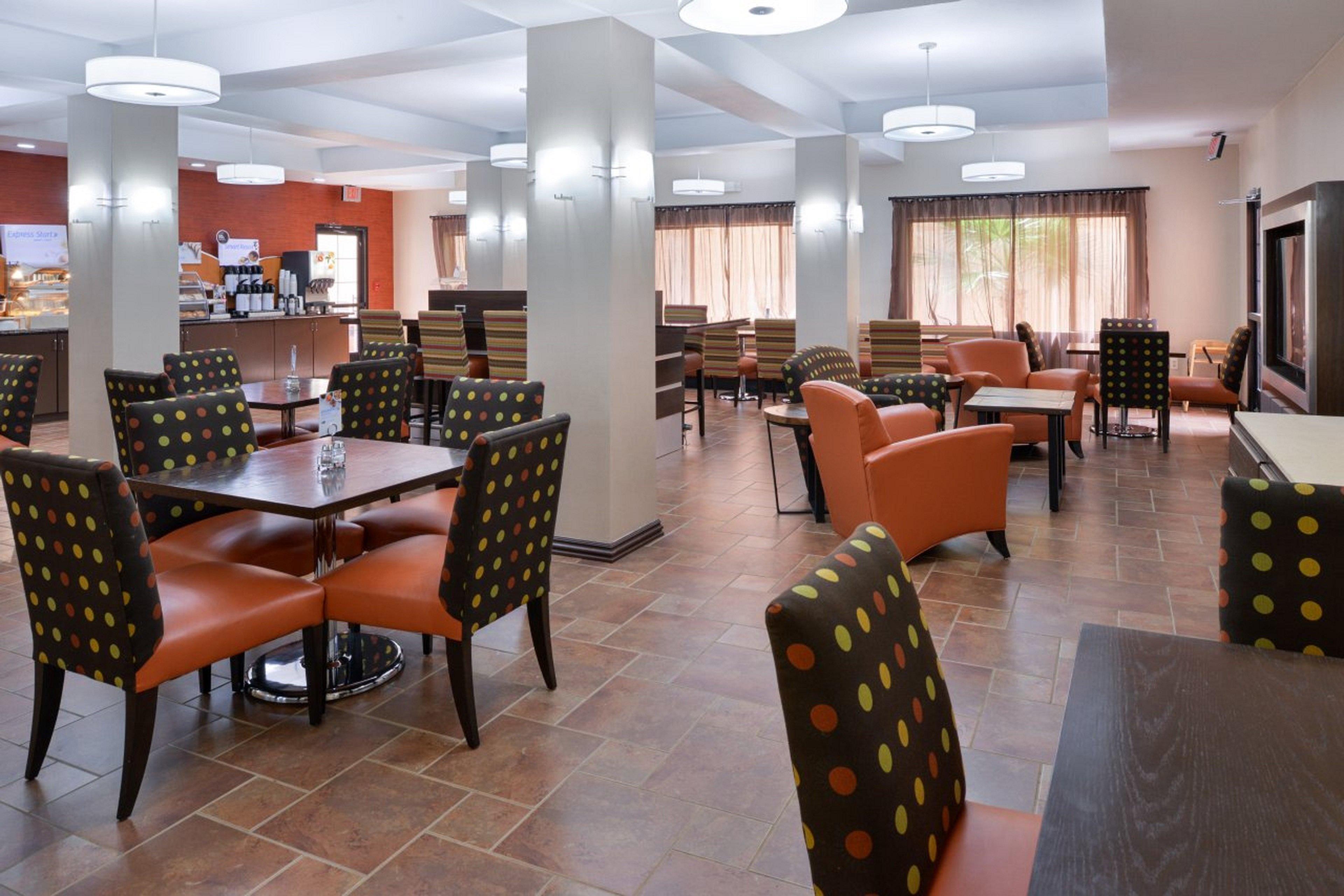 Express By Ihg Hotel