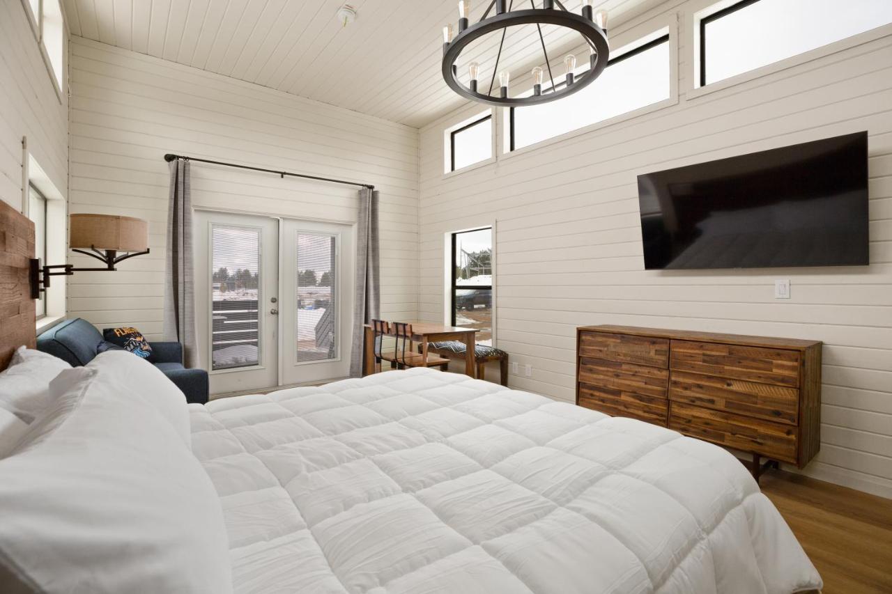 Resort Village Camp Flagstaff *