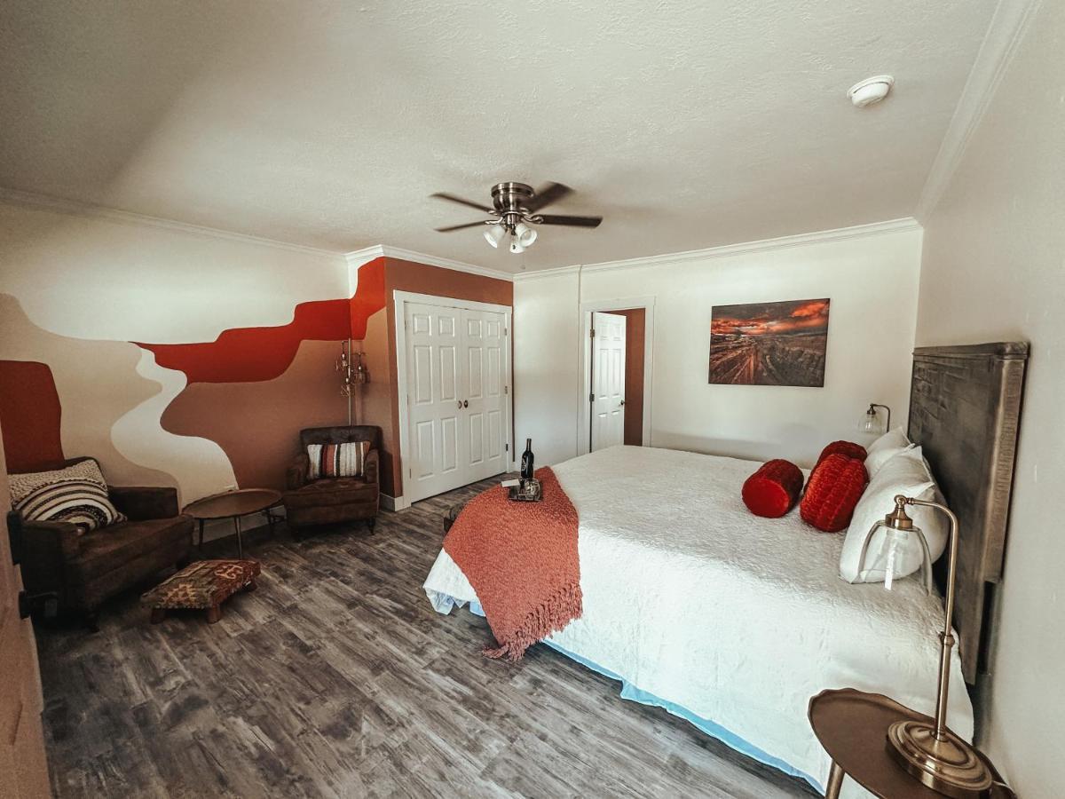 Bed & Breakfast Woody Mountain