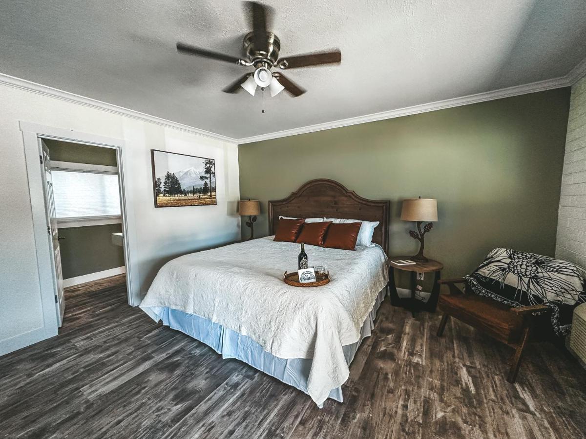 Woody Mountain Bed & Breakfast