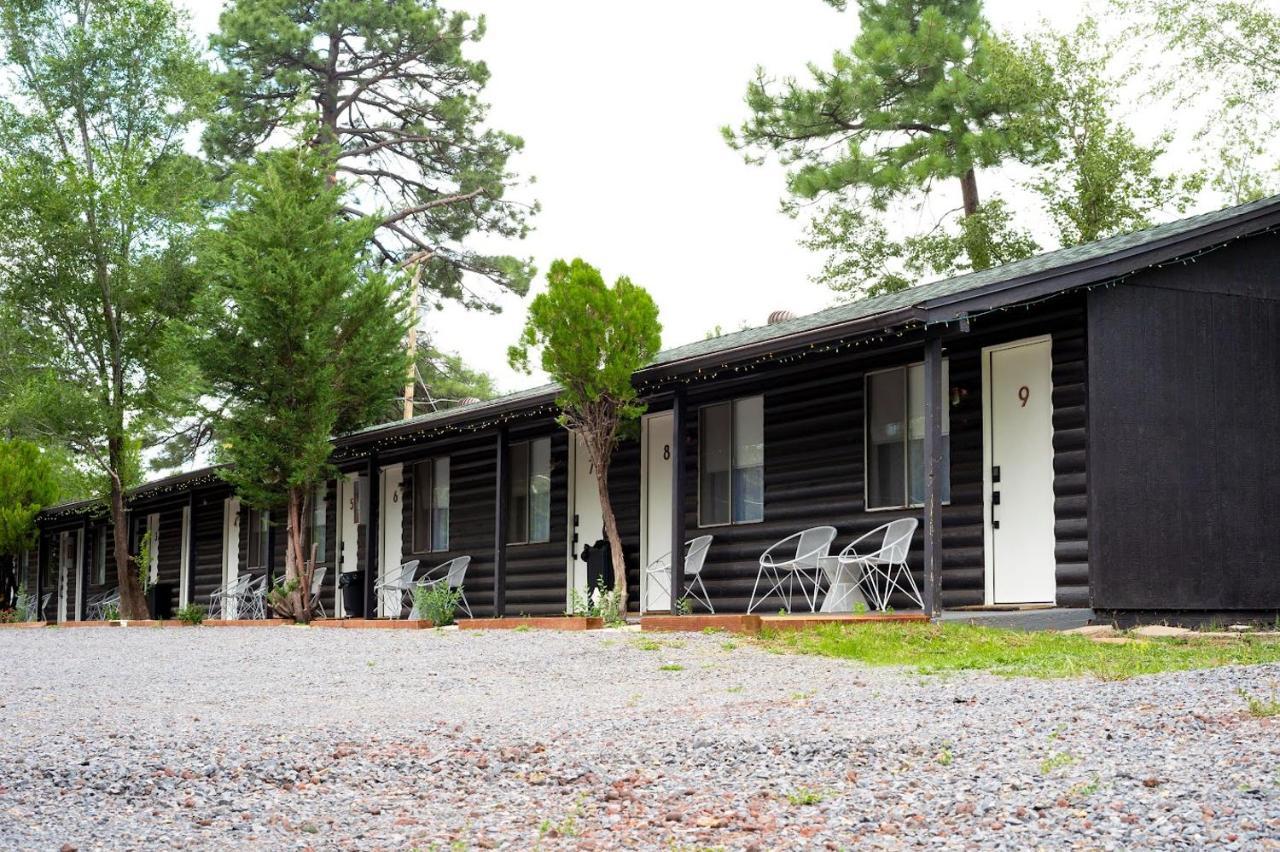 Motel Corduroy *