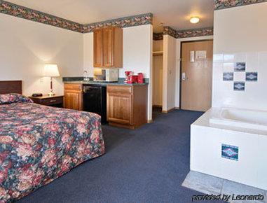 Pinetop Studio Suites 2*