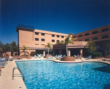 Ramada By Wyndham Viscount East 3*
