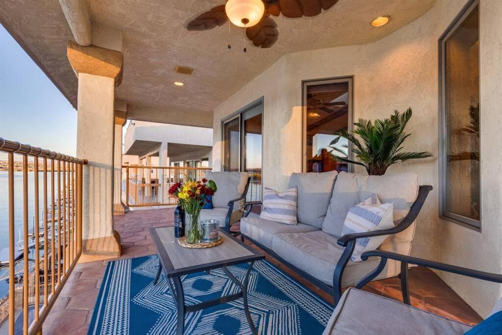 Riverfront Gem, Spa, Games, Bbq, Pet-friendly! Bullhead City