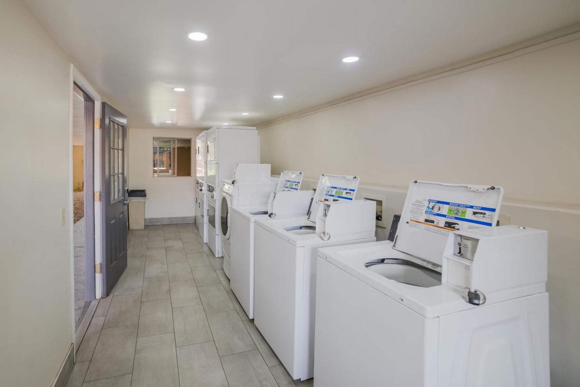 Hotel Quality & - Phoenix West 2*