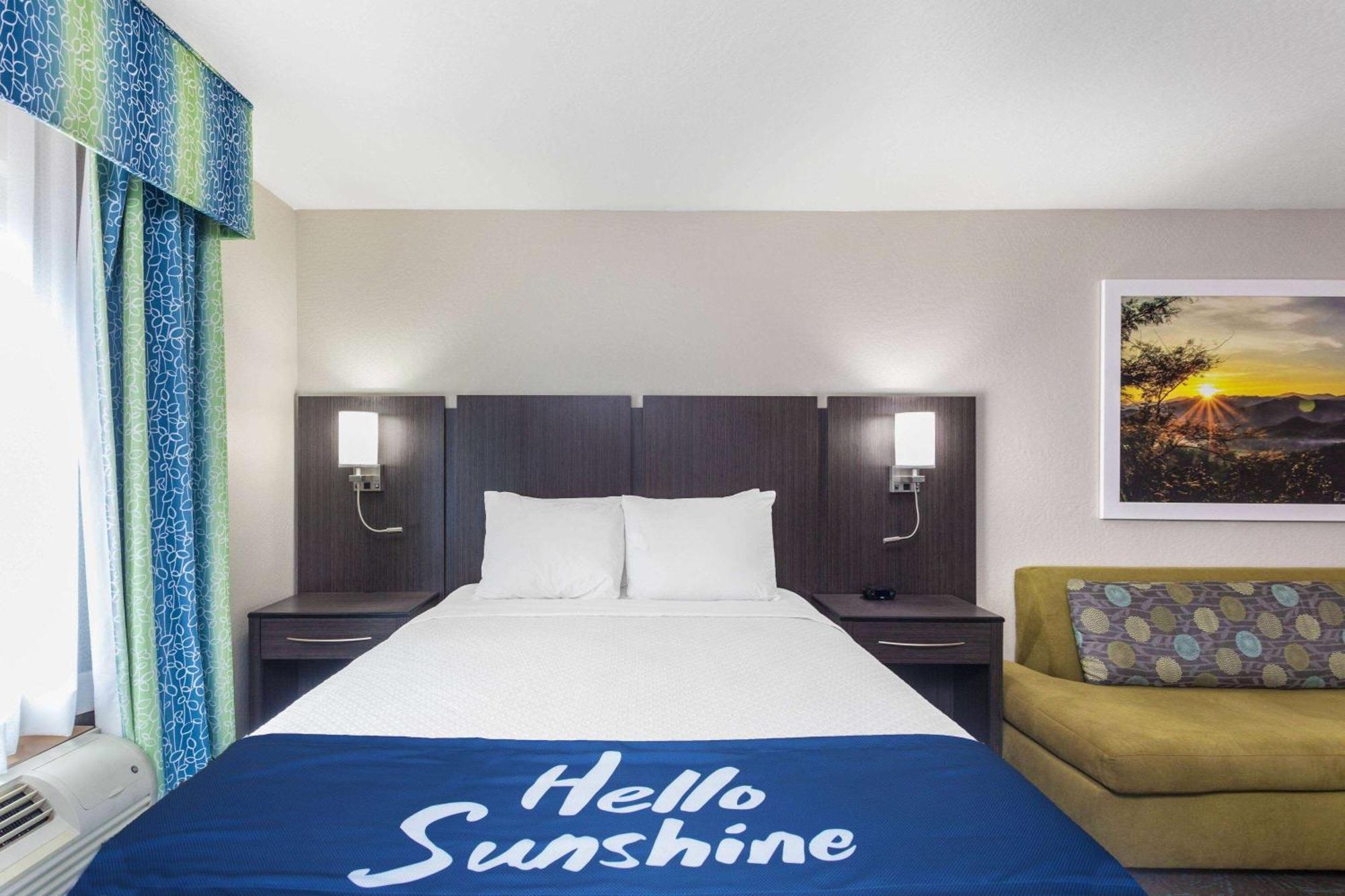 Days & By Wyndham East 3* Flagstaff