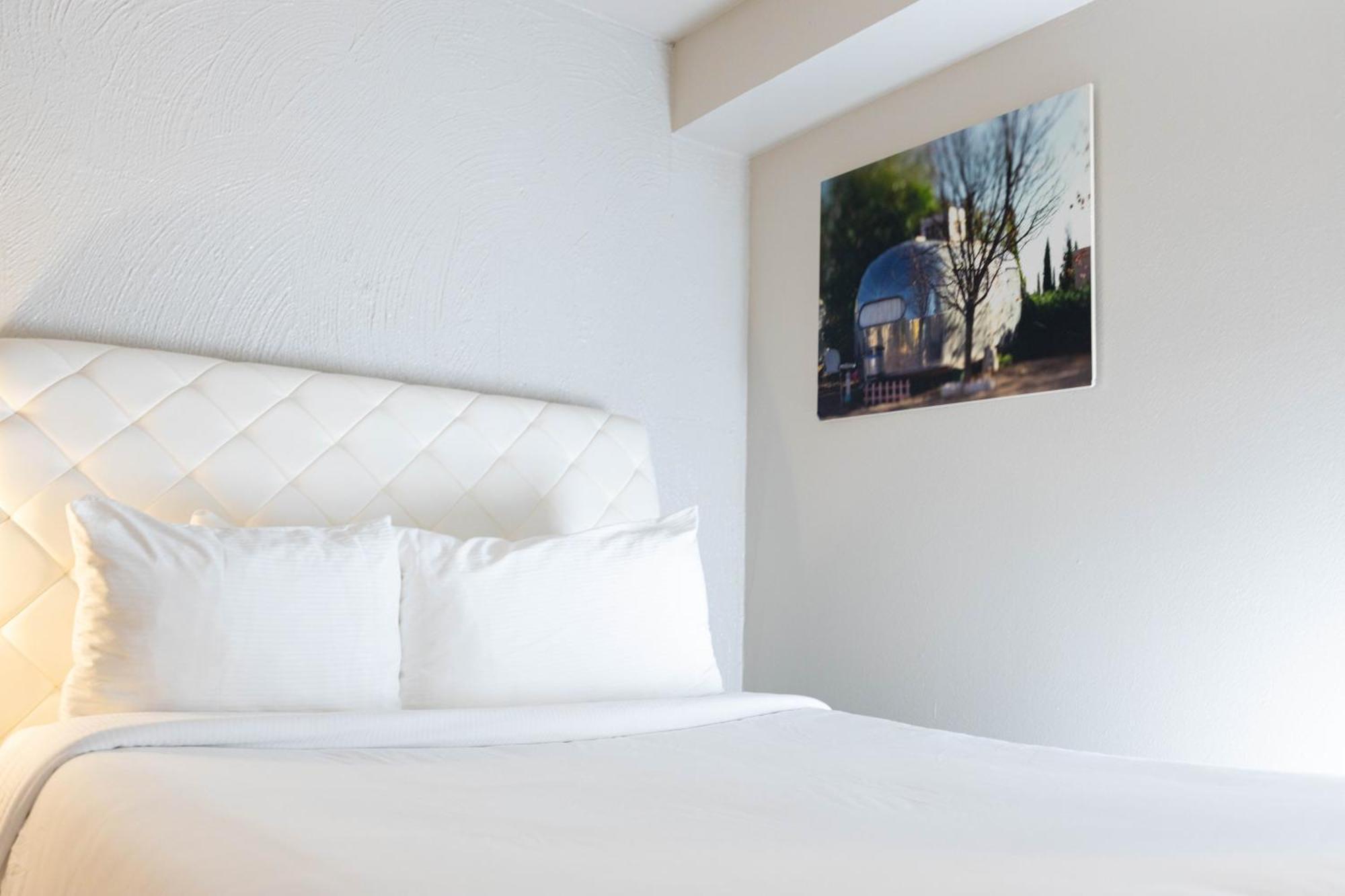 Hotel The Clarendon And (adults Only) 4*