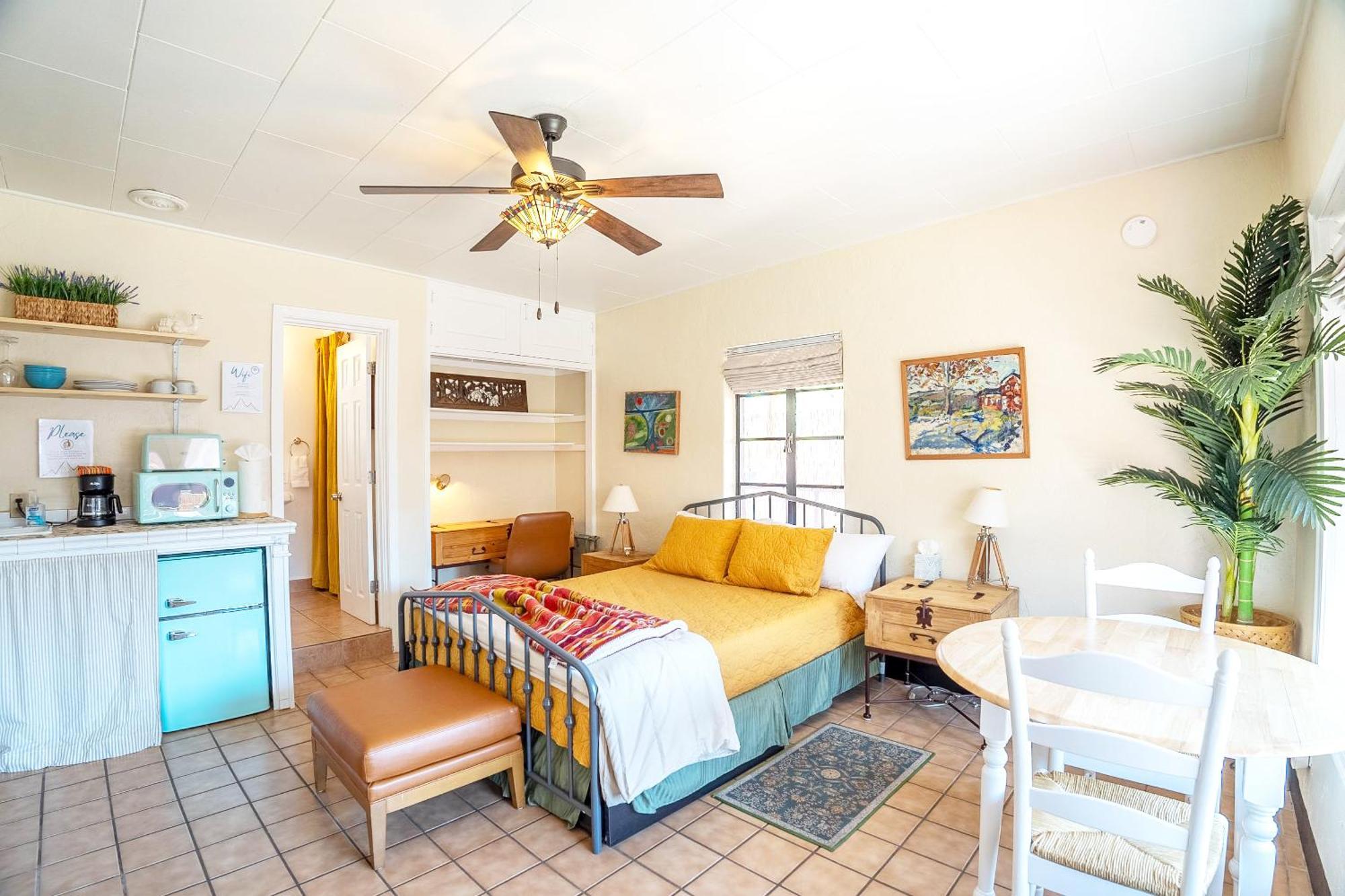 Historic 2 Blocks From The Uofa, Summer Rates! Holiday home Tucson