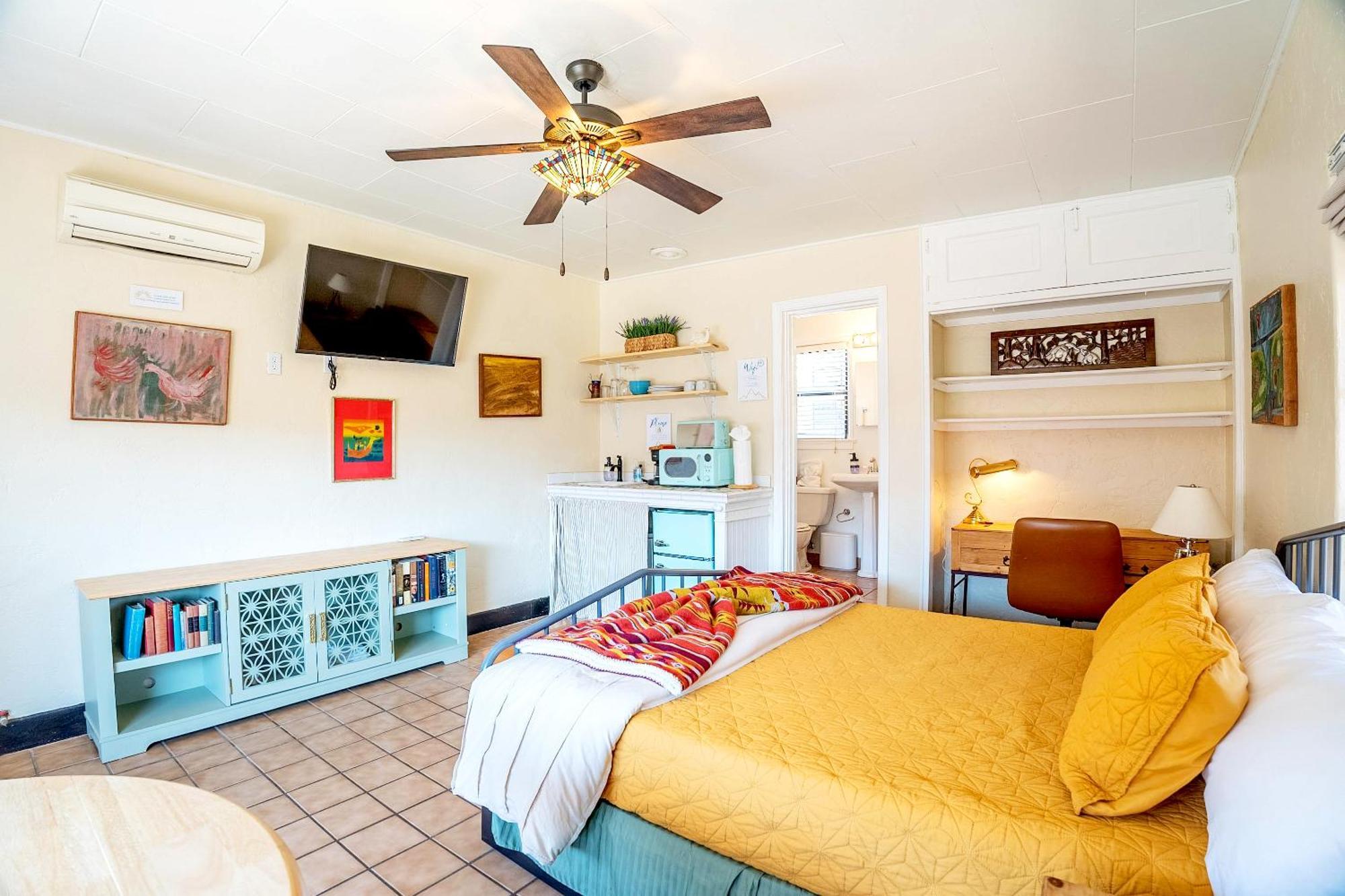 Historic 2 Blocks From The Uofa, Summer Rates! Tucson