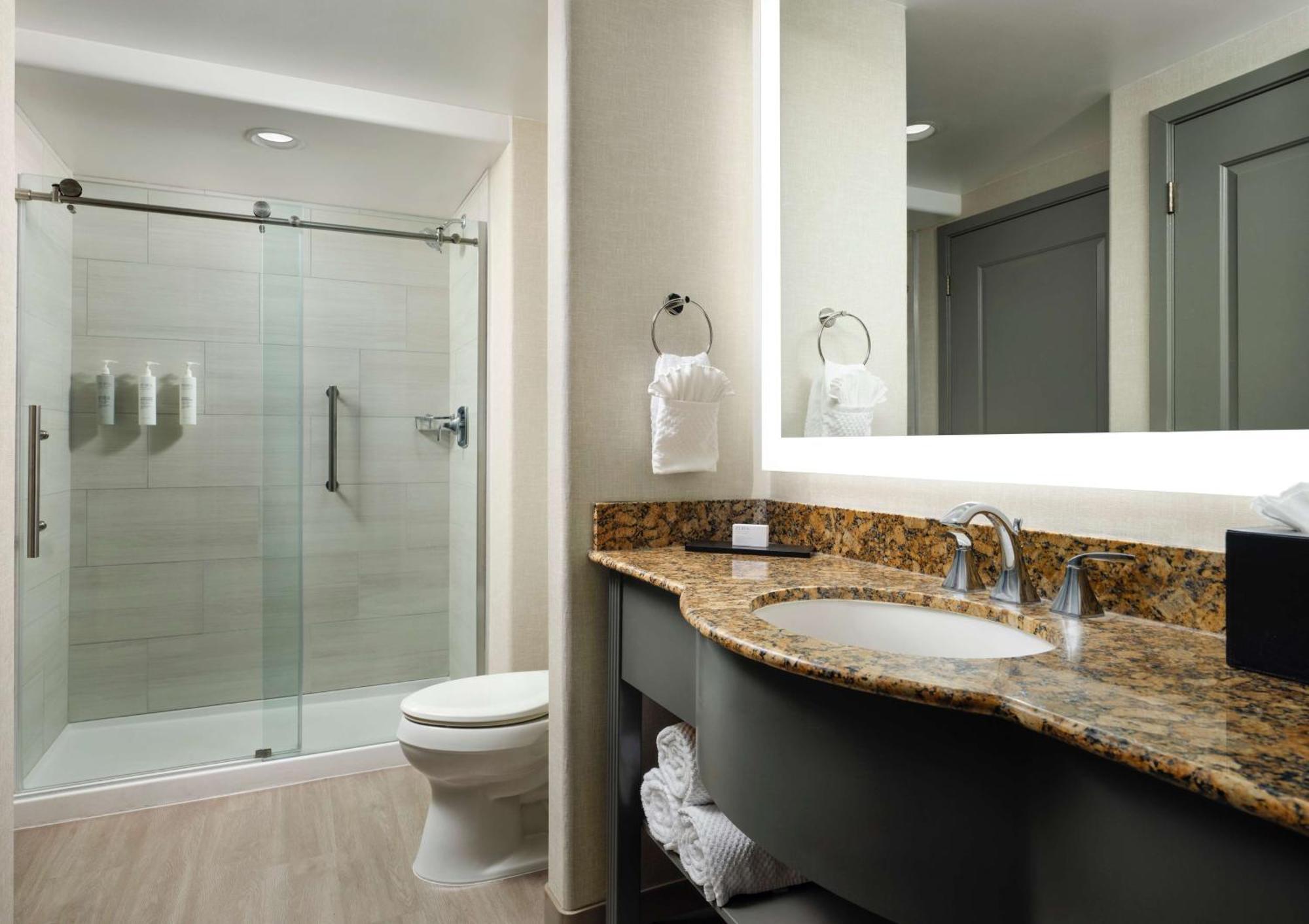 Embassy - Paloma Village Hotel 4*