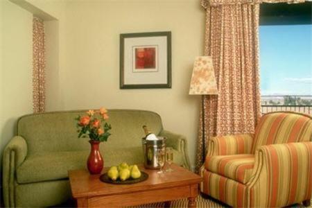 Francisco Grande And Golf Hotel