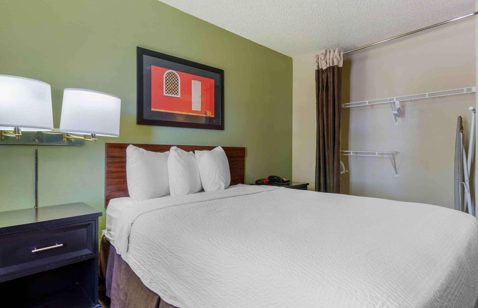 Hotel Extended America - - Airport