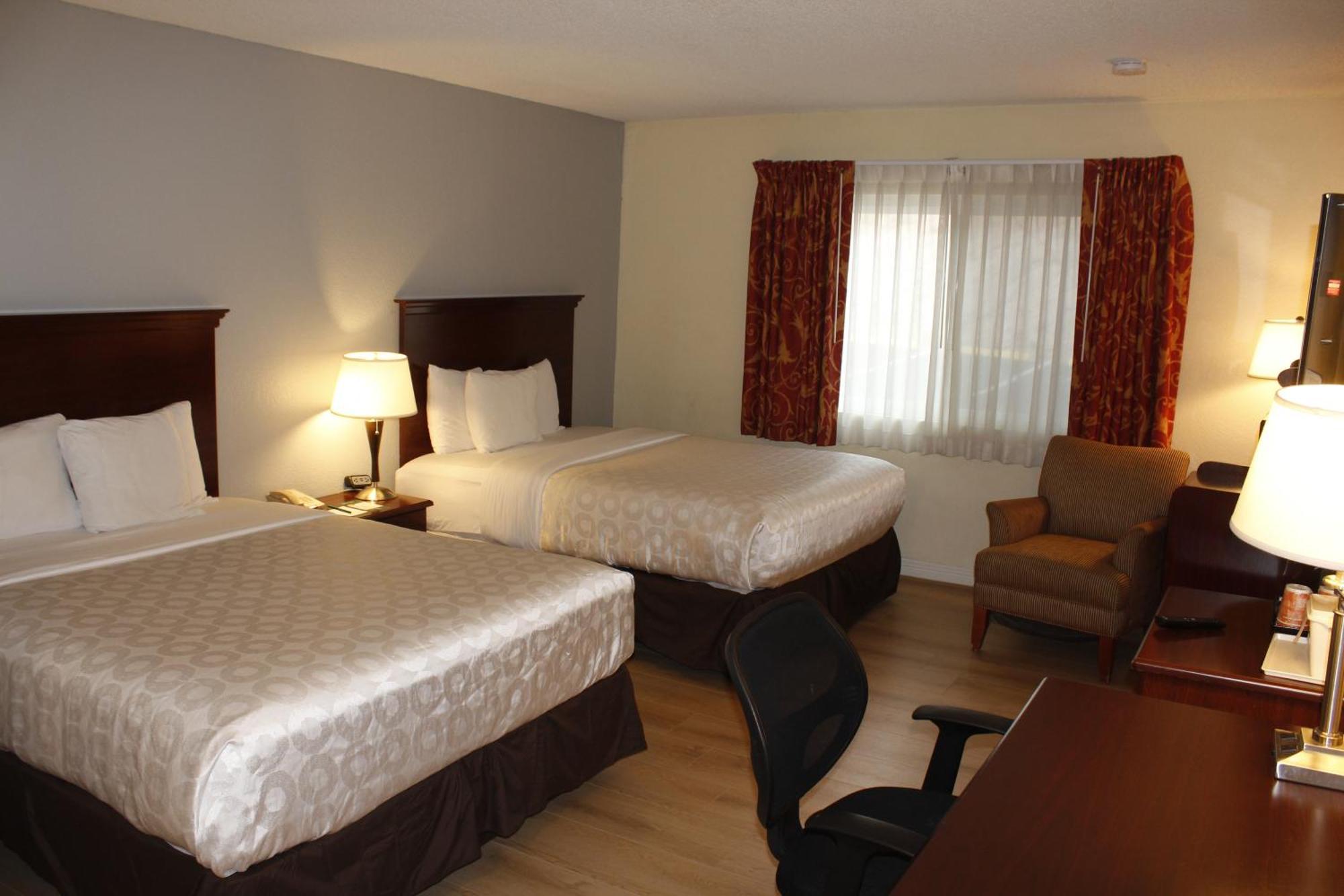 Hotel Americana 4*