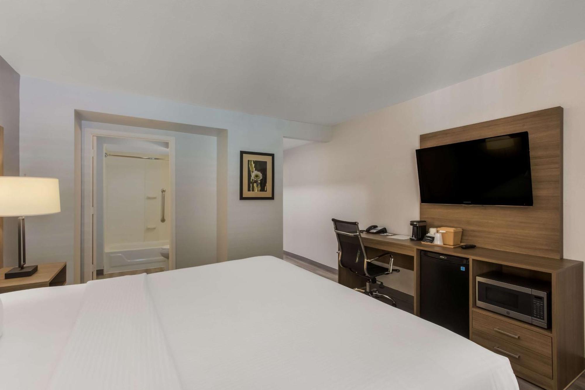 Hotel Surestay By Western Tempe