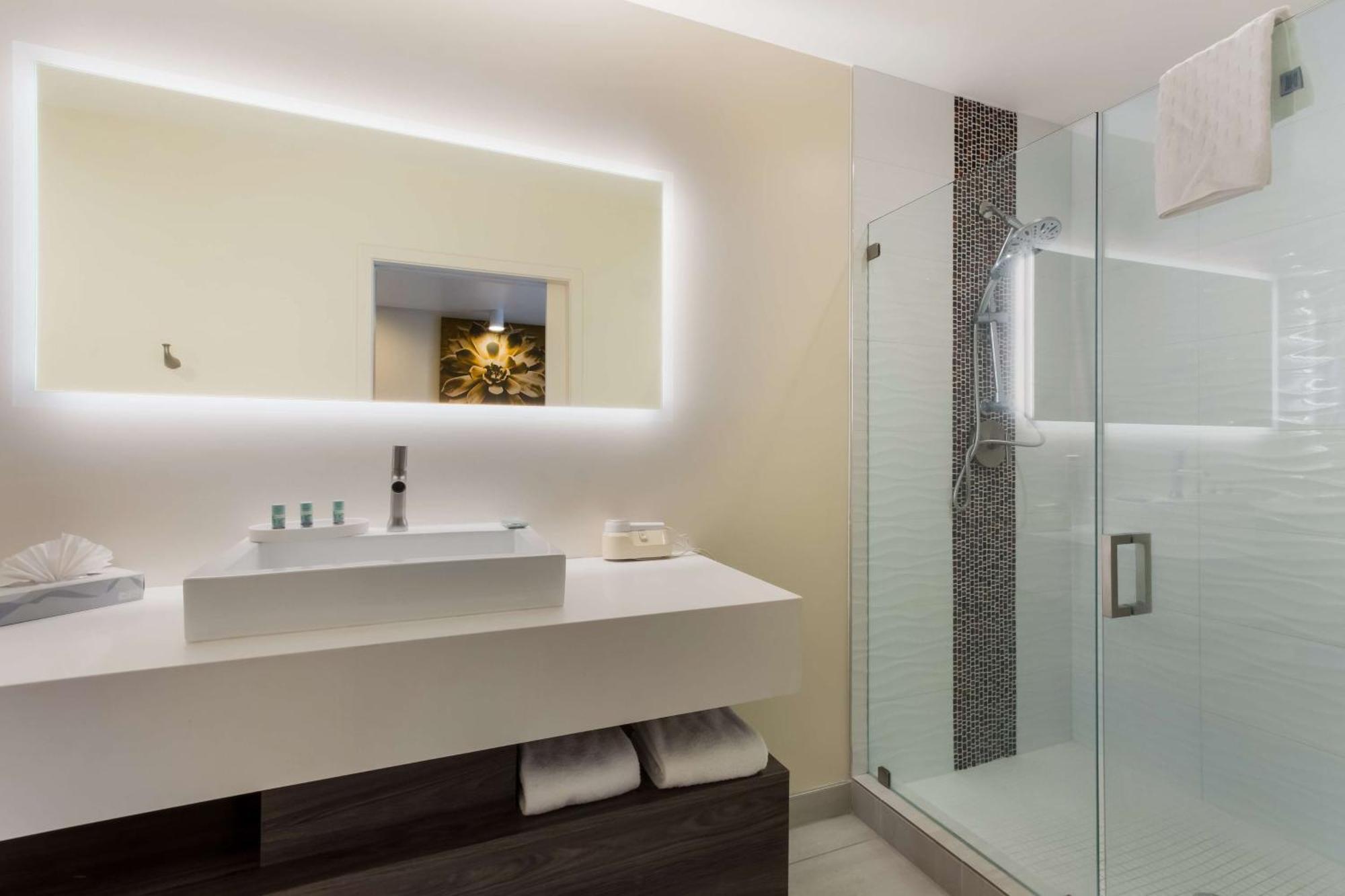 Hotel Surestay By Western