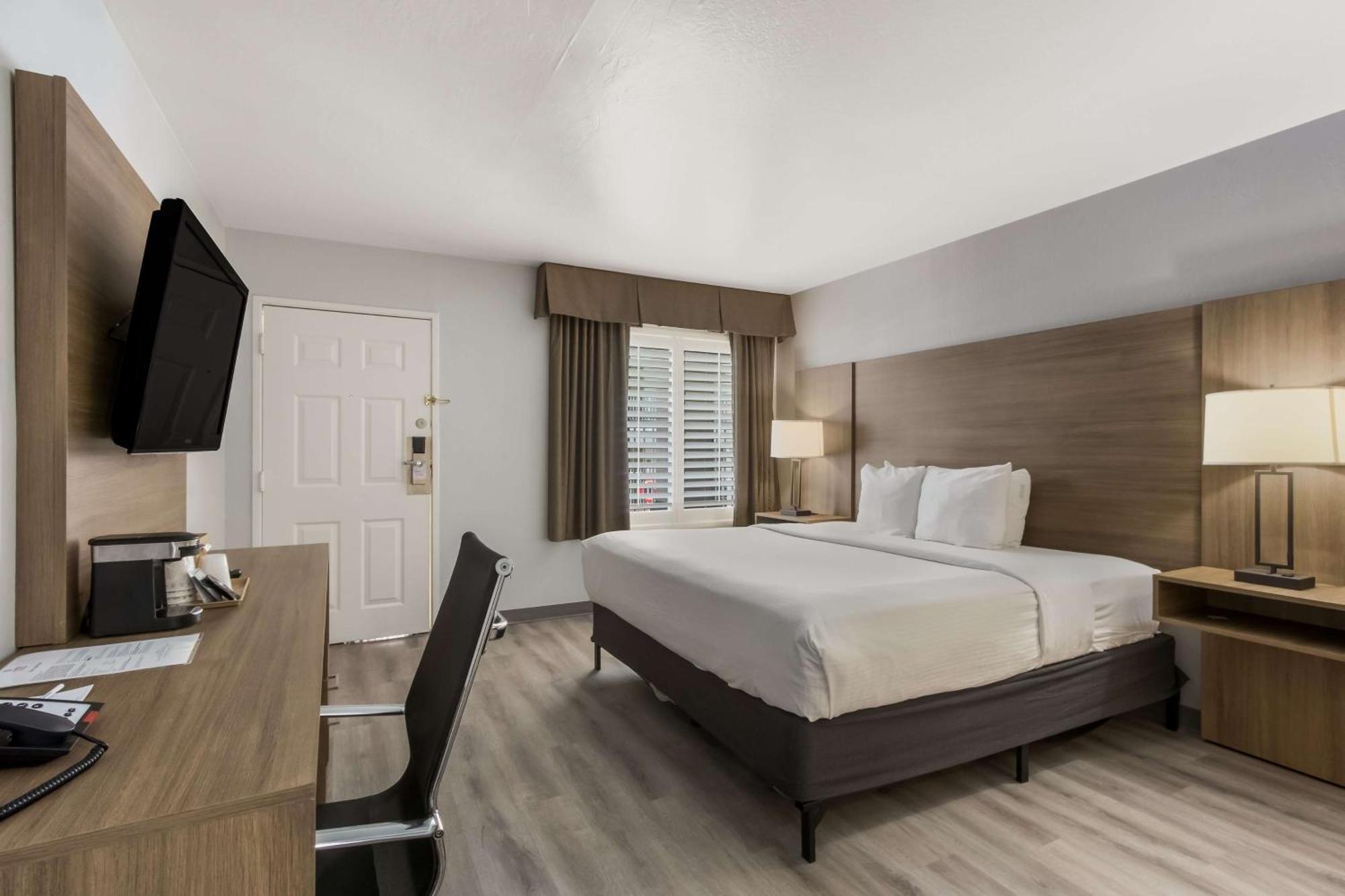 Surestay By Western 3*