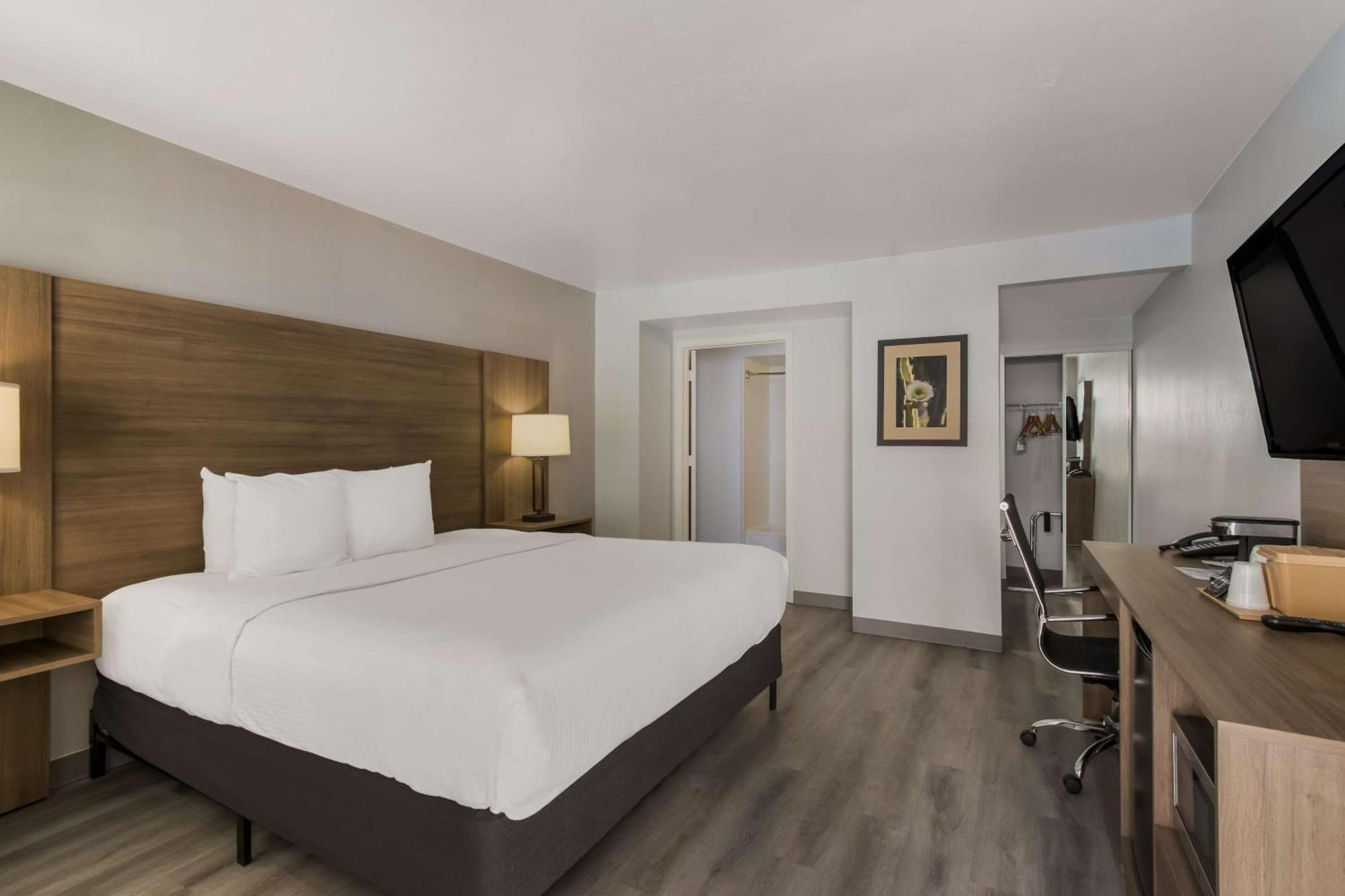 Surestay By Western 3*
