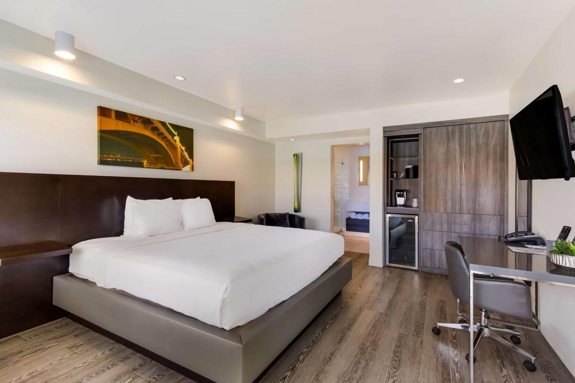 Surestay By Western 3*