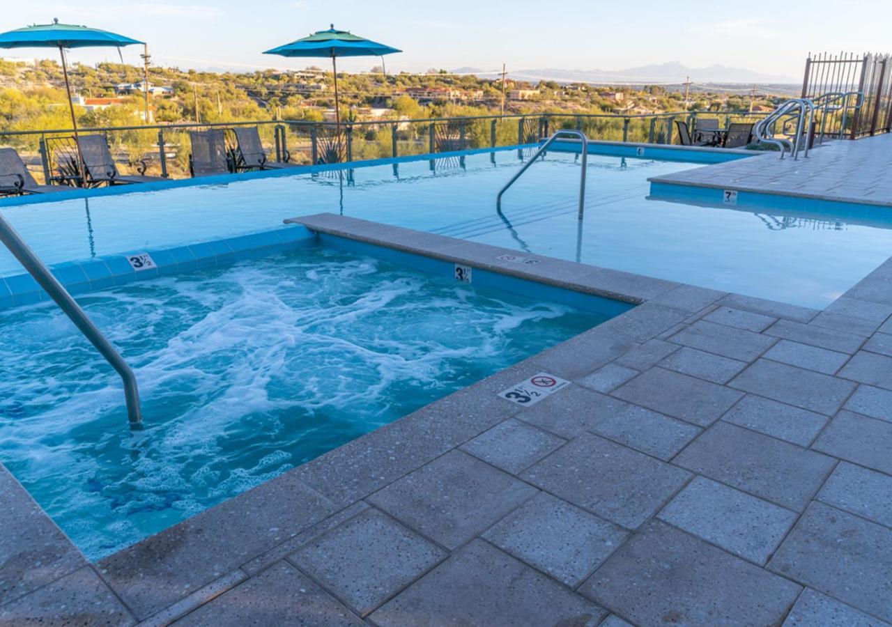 Hacienda Del Sol Guest Ranch Resort