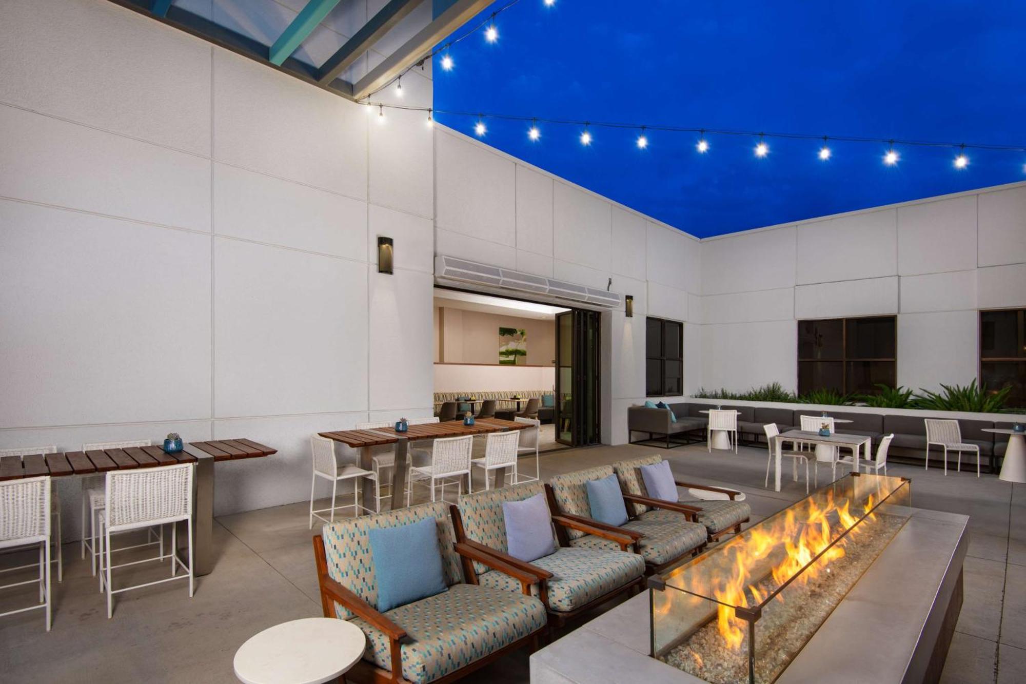 Doubletree By Hilton Phoenix, Az 4* Chandler
