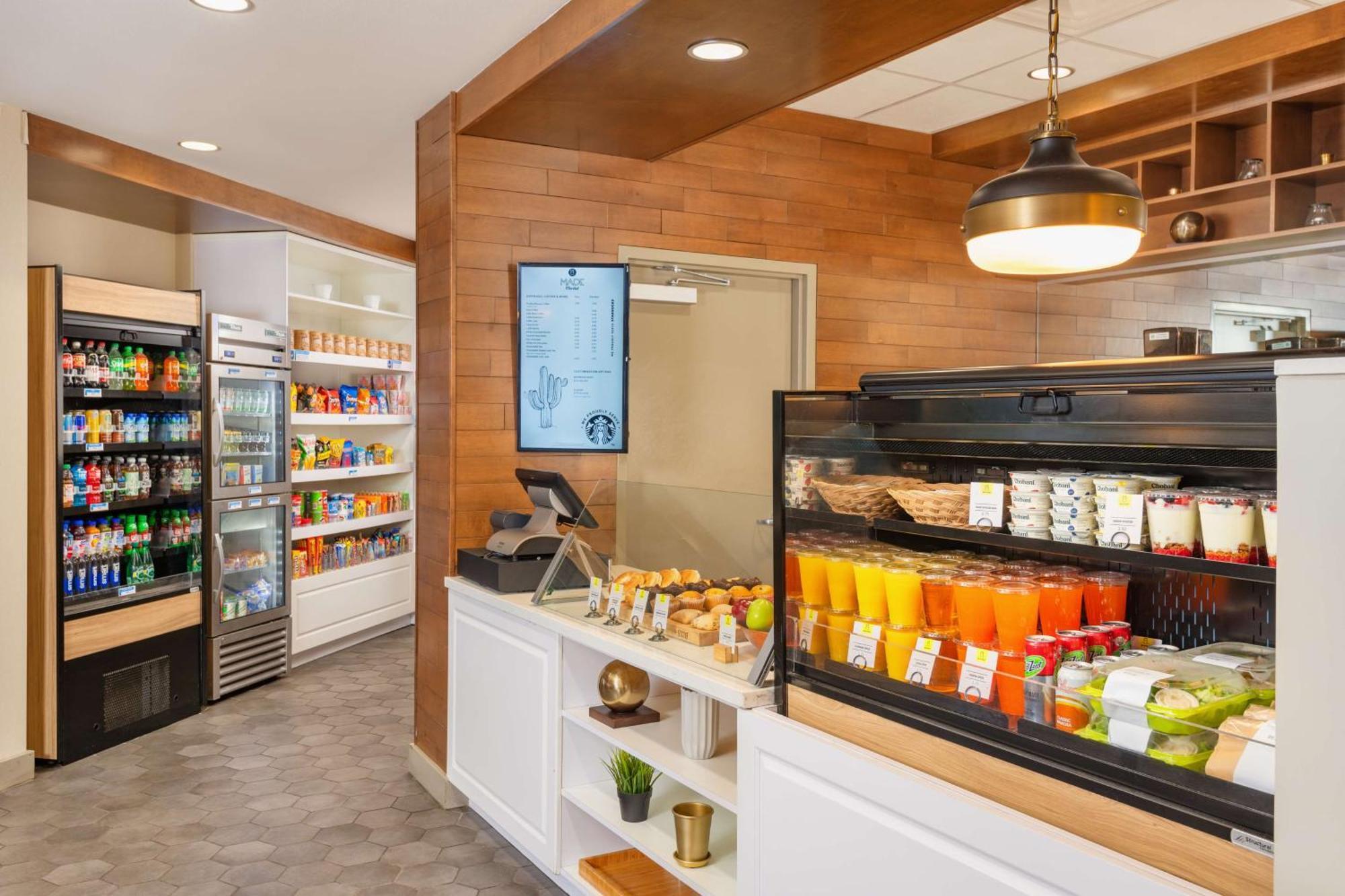 Doubletree By Hilton Phoenix, Az 4*