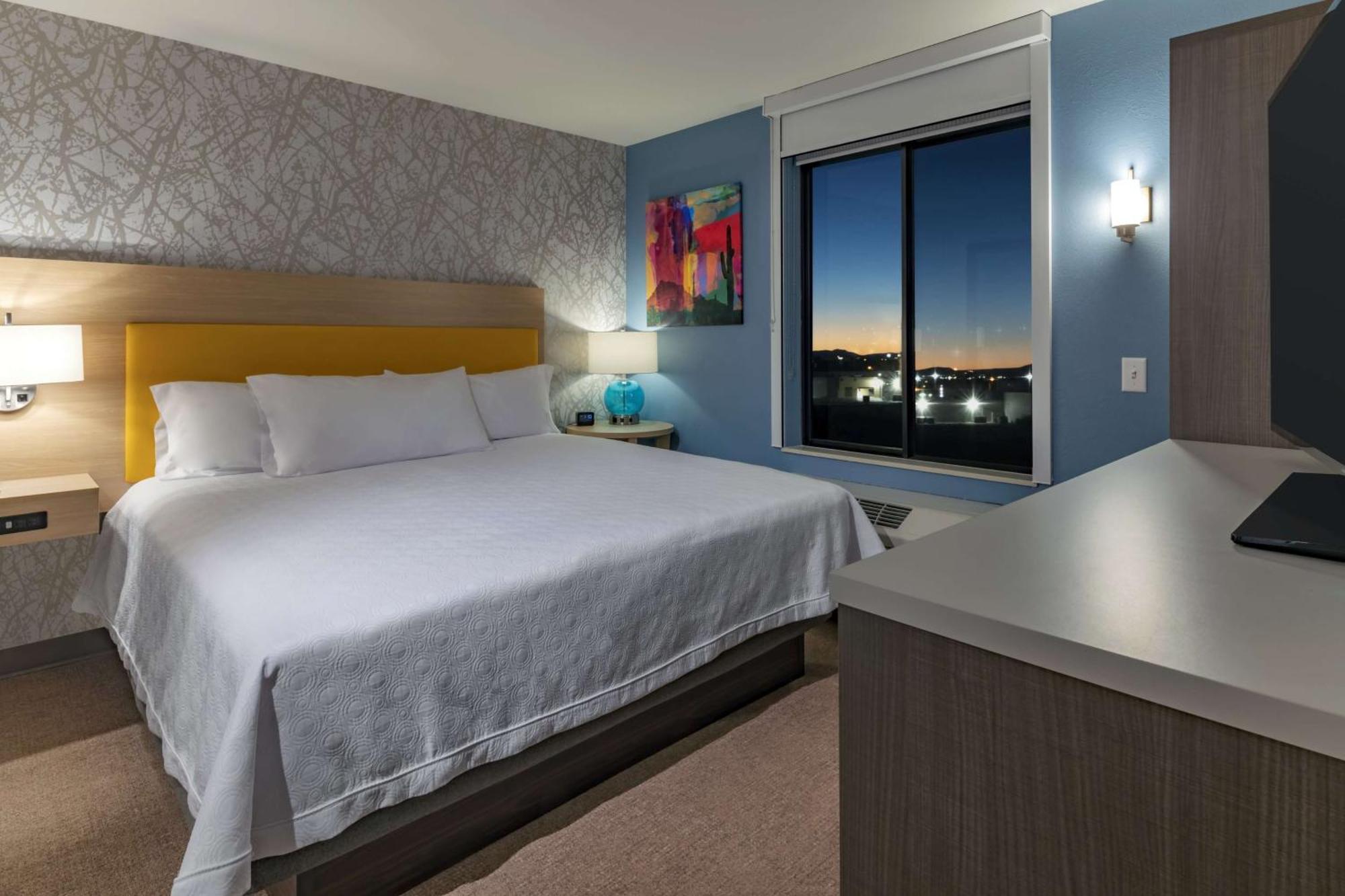Hotel Home2 By Hilton