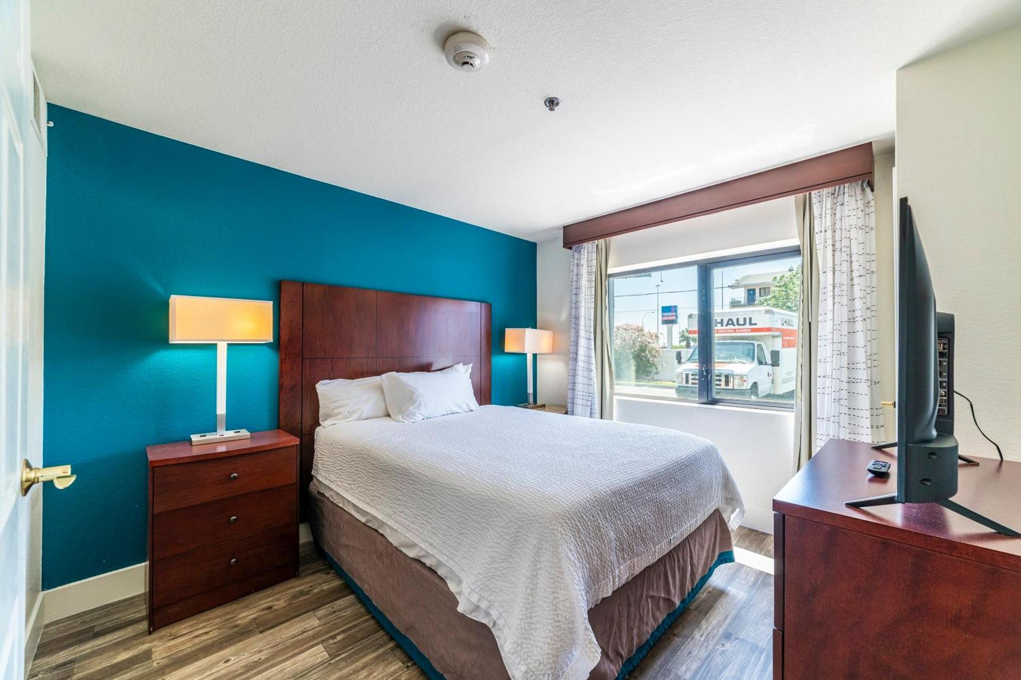 Apartment Metro Phx 1bedroom *