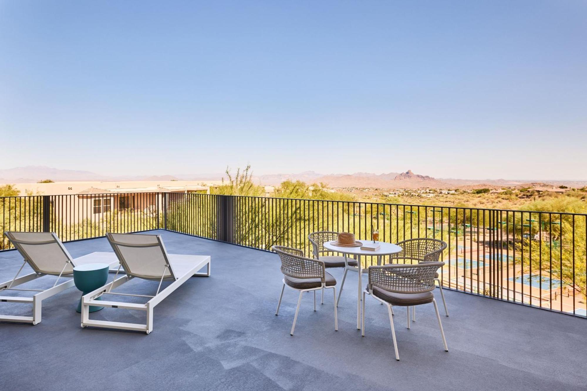 Adero Scottsdale Resort, Autograph Collection Resort 4*