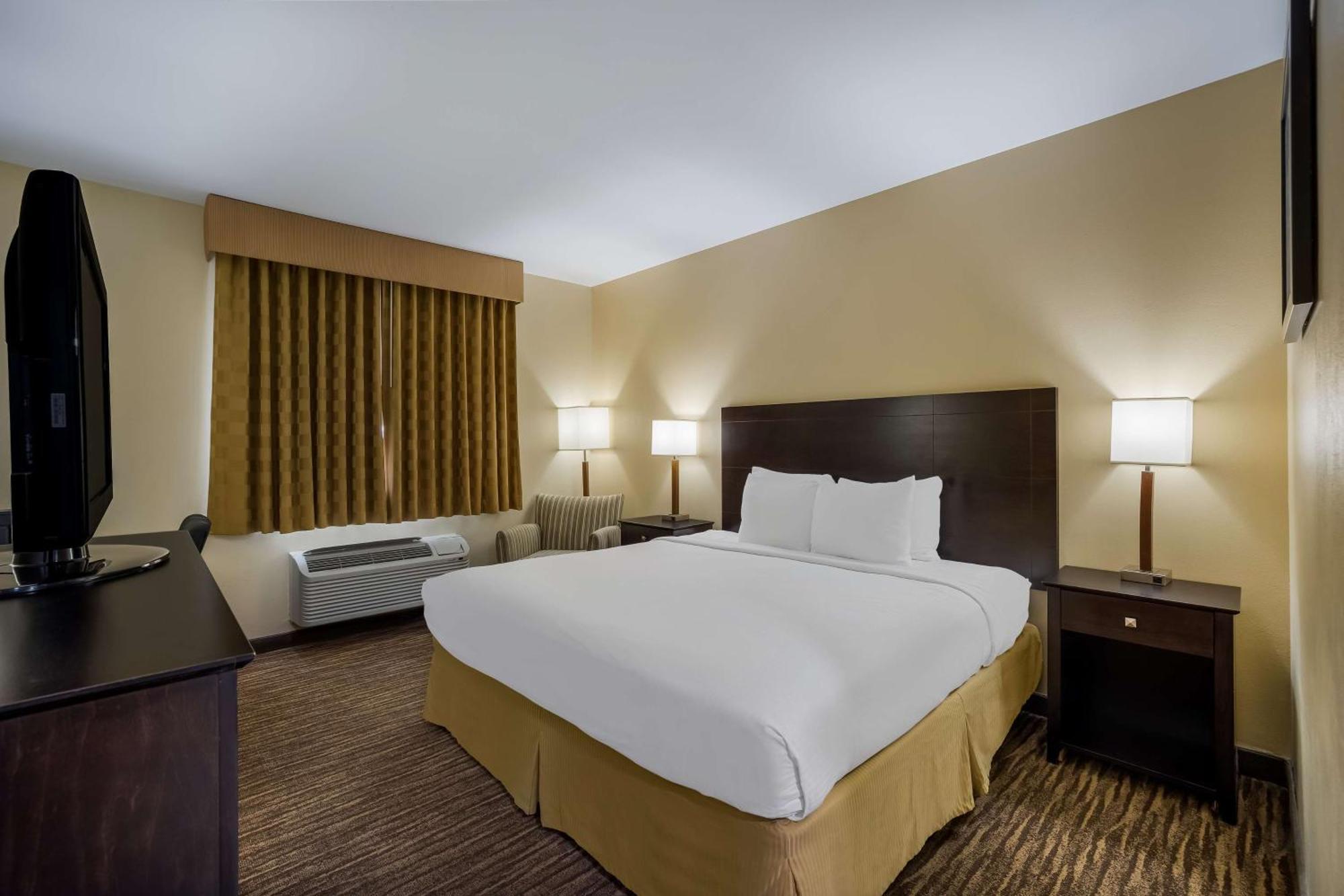Western Gold Poppy Hotel