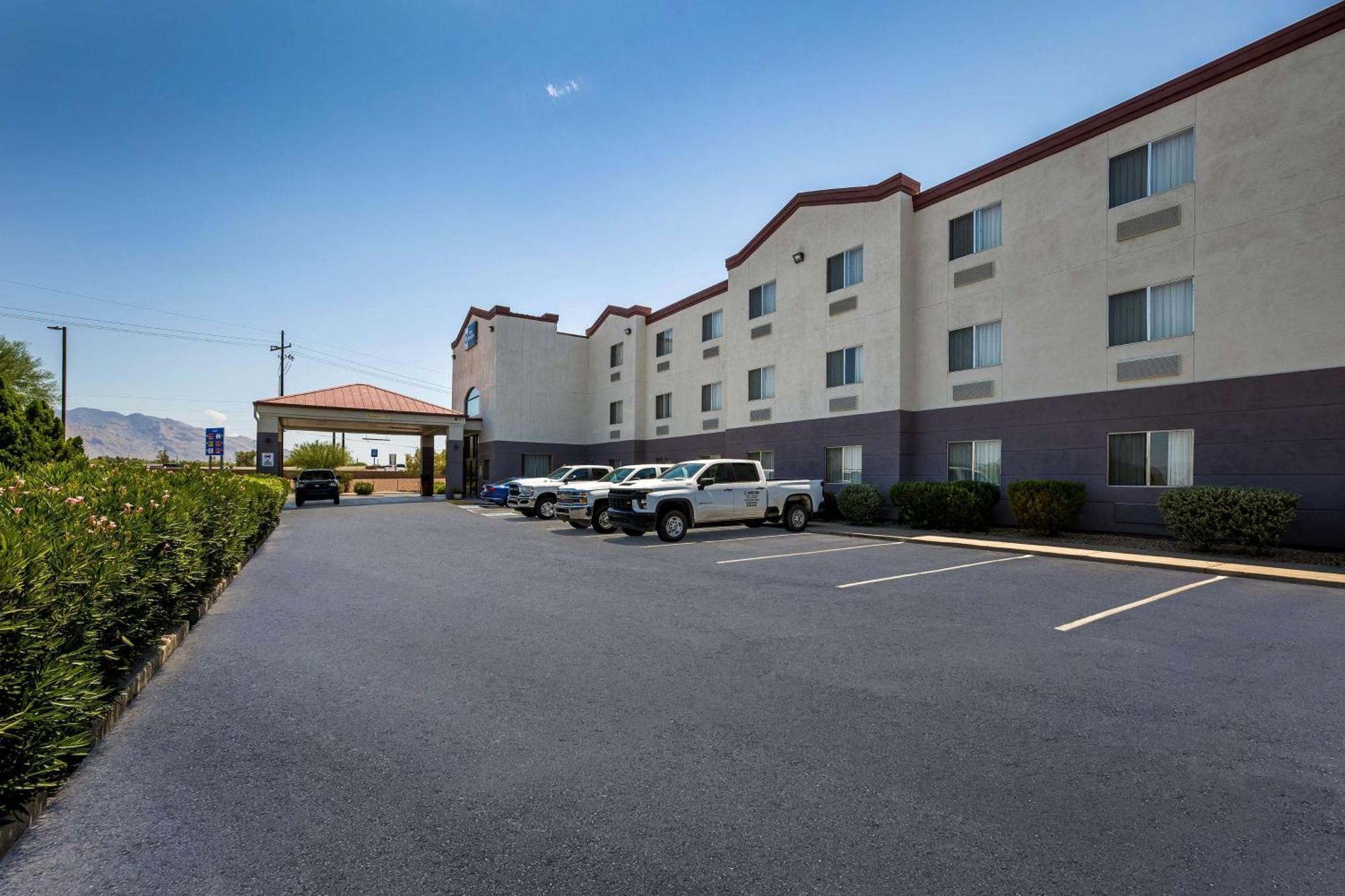 Hotel Western Gold Poppy 3*