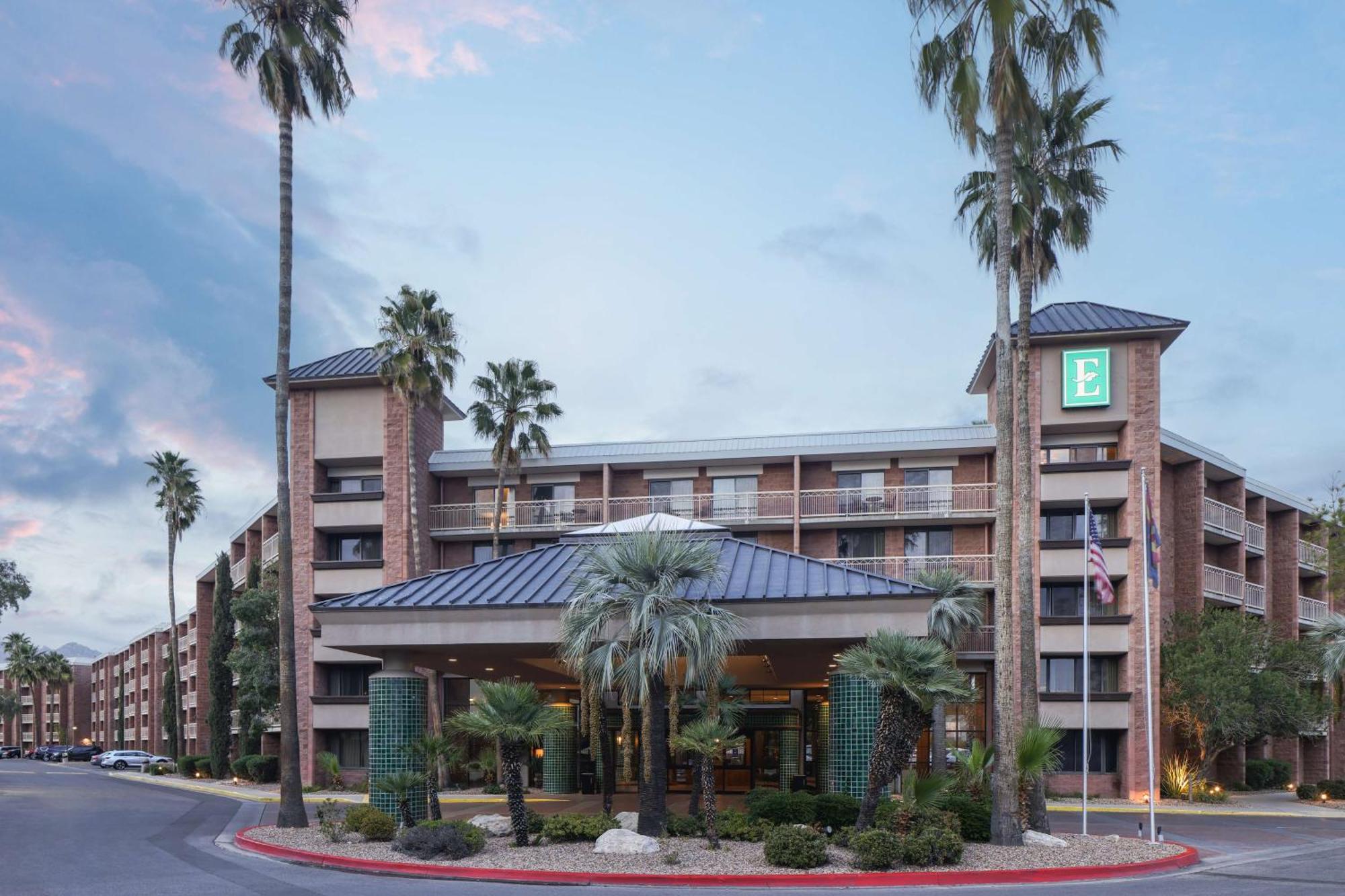Embassy By Hilton East 4* Tucson