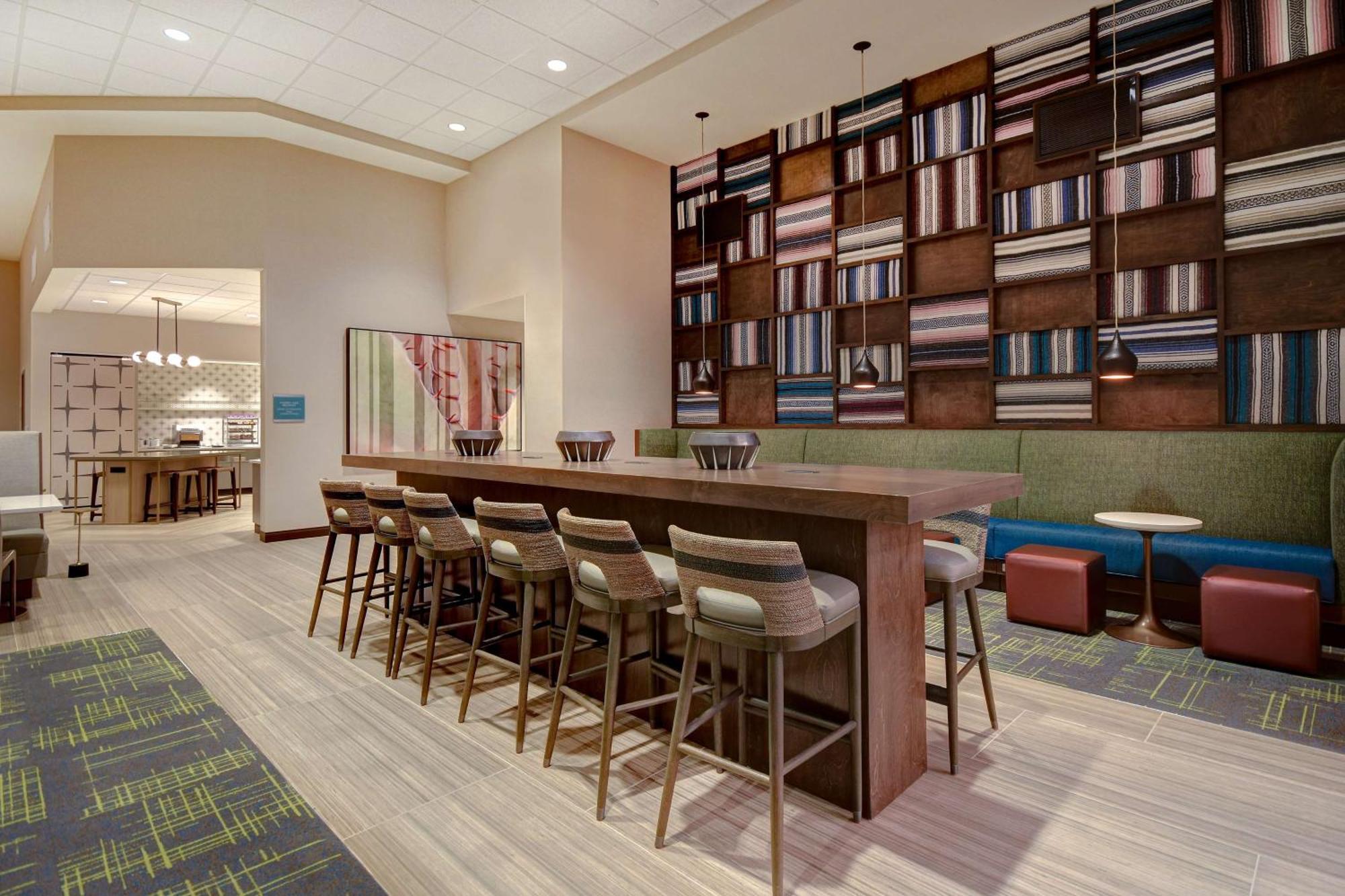 Home2 By Hilton Downtown Hotel 3*
