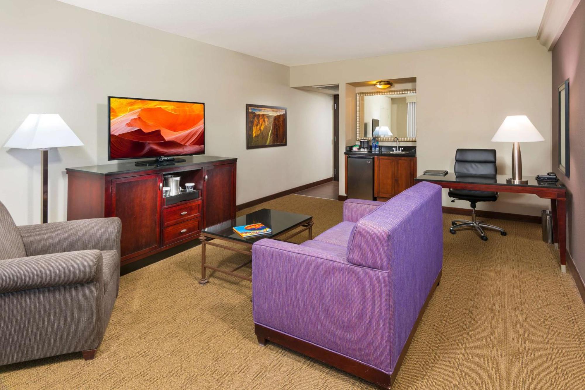 Doubletree By Hilton Phoenix