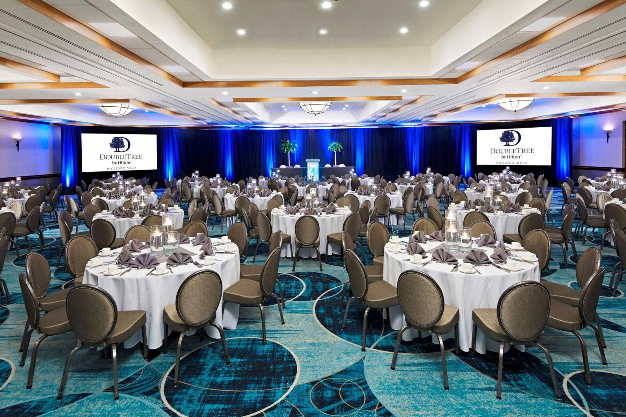 Doubletree By Hilton Phoenix 4*